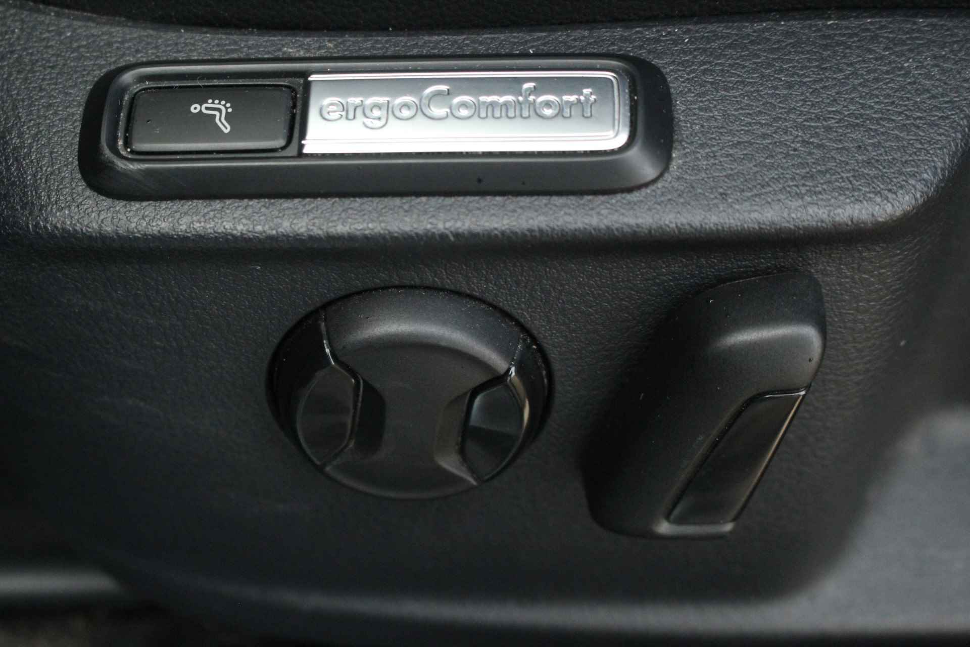 Volkswagen Passat Variant 1.4 TSI DSG Highline | Virtual Cockpit | Adaptive | Alcantara | Navi | Camera | Massage - 5/42