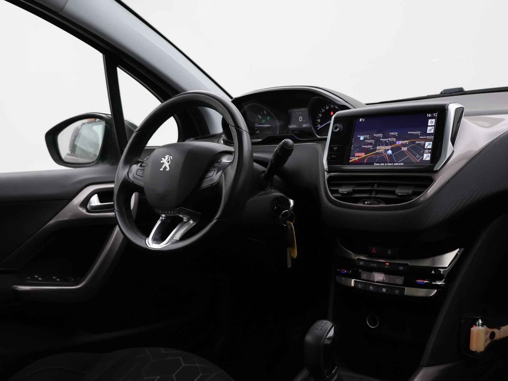 Peugeot 2008 1.6 VTi 120 PK ALLURE + PANORAMA | NAVIGATIE | STOELVERWARMING - 5/26