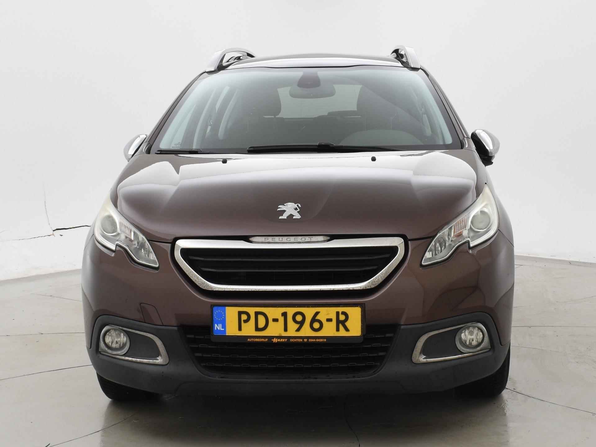 Peugeot 2008 1.6 VTi 120 PK ALLURE + PANORAMA | NAVIGATIE | STOELVERWARMING - 10/26