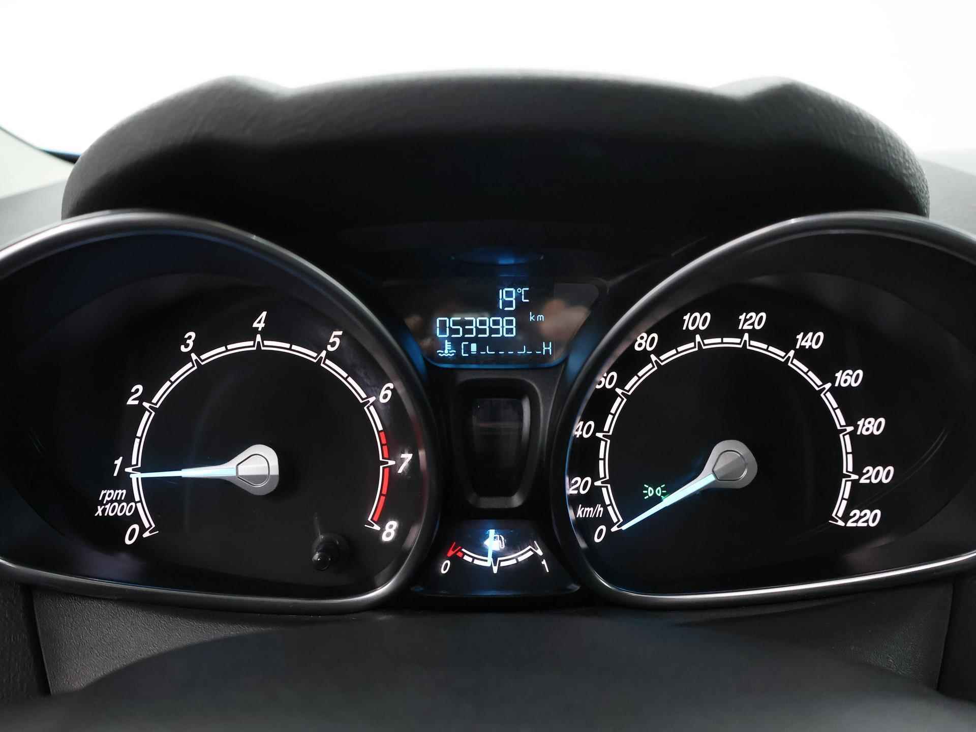 Ford Fiesta 1.0 EcoBoost Sport | Navigatie | Parkeercamera |Voorruitverwarming | Climate Control | Bluetooth | ST-line | - 13/42