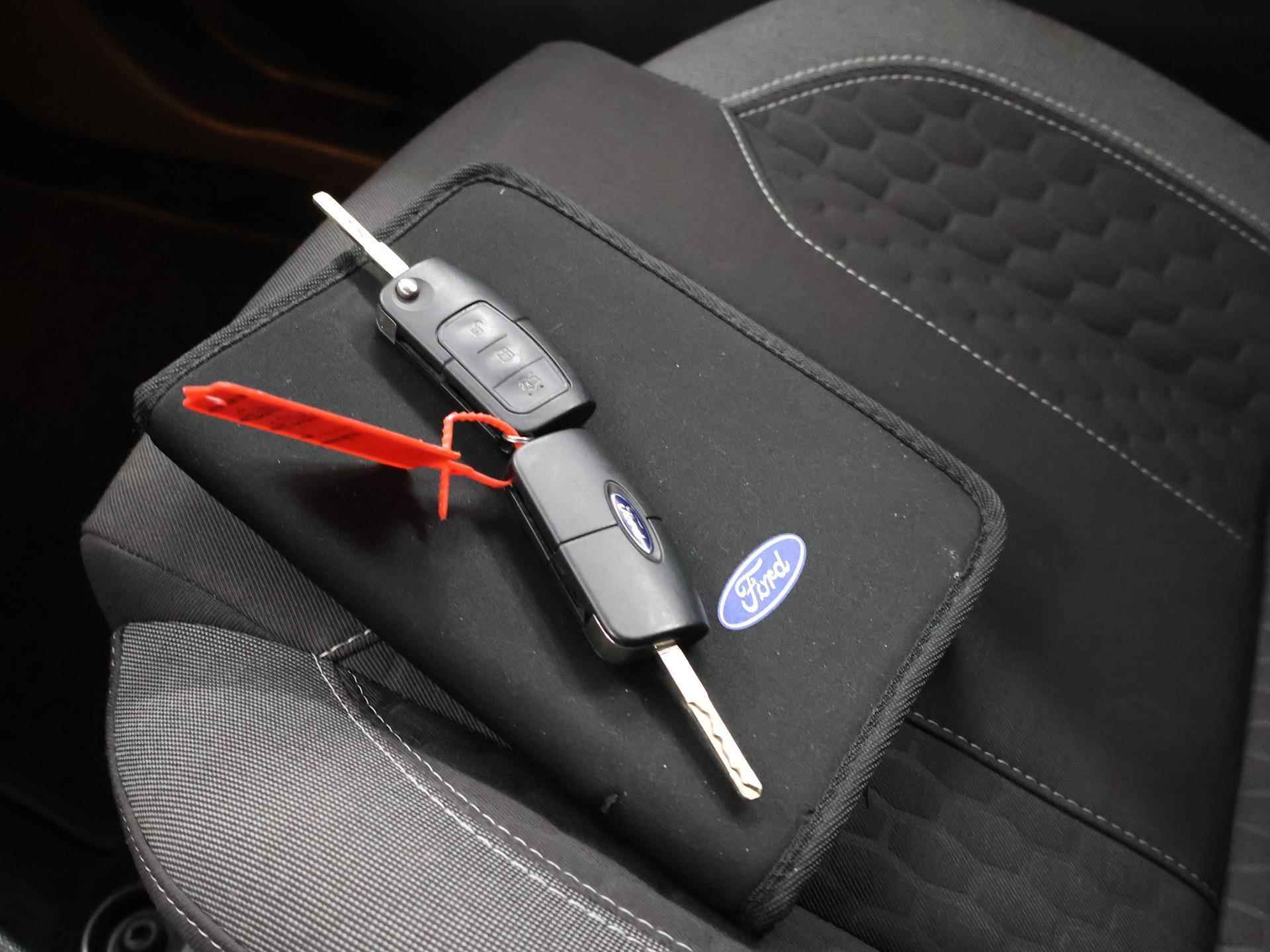 Ford Fiesta 1.0 EcoBoost Sport | Navigatie | Parkeercamera |Voorruitverwarming | Climate Control | Bluetooth | ST-line | - 31/42