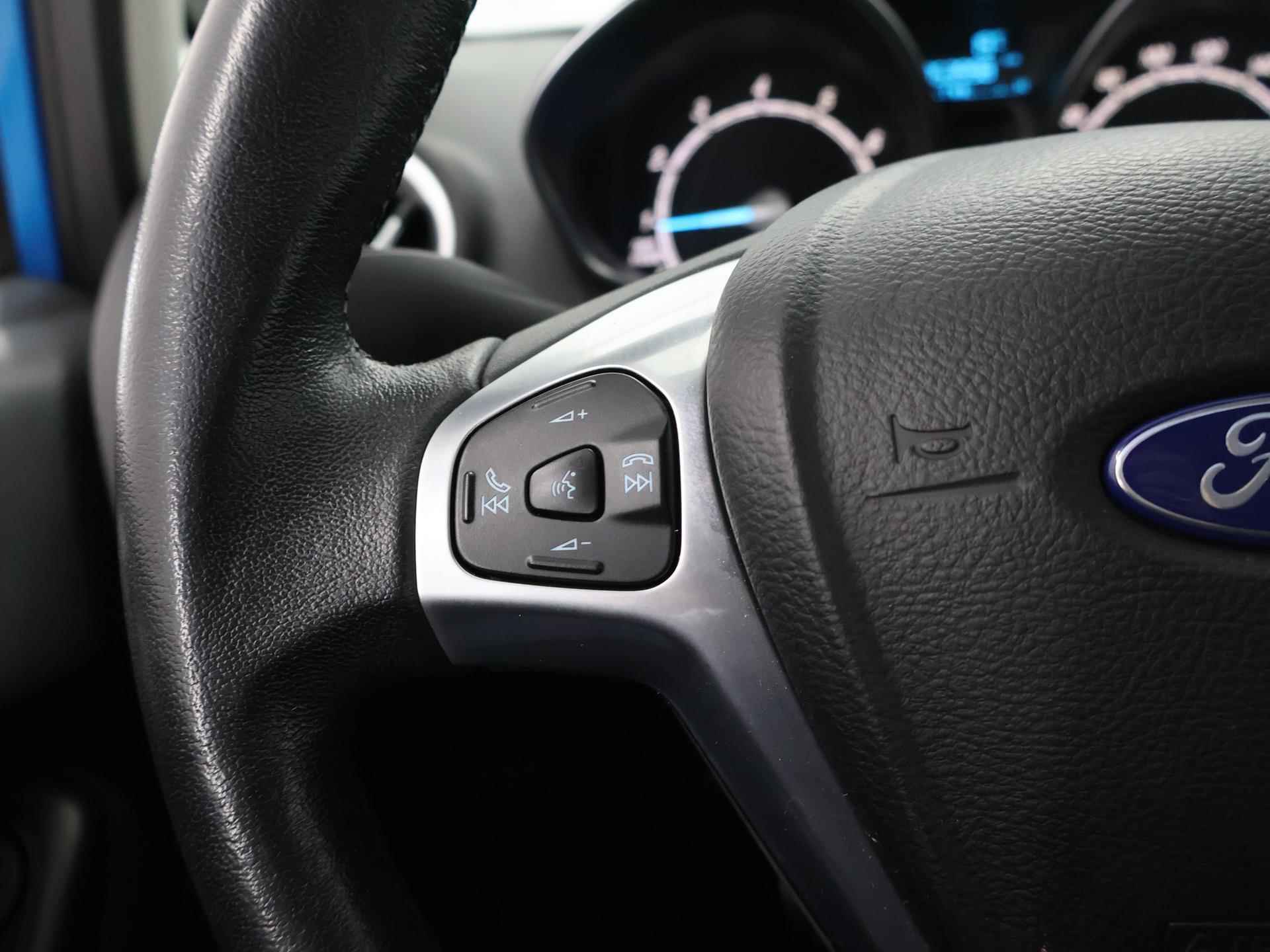 Ford Fiesta 1.0 EcoBoost Sport | Navigatie | Parkeercamera |Voorruitverwarming | Climate Control | Bluetooth | ST-line | - 34/42