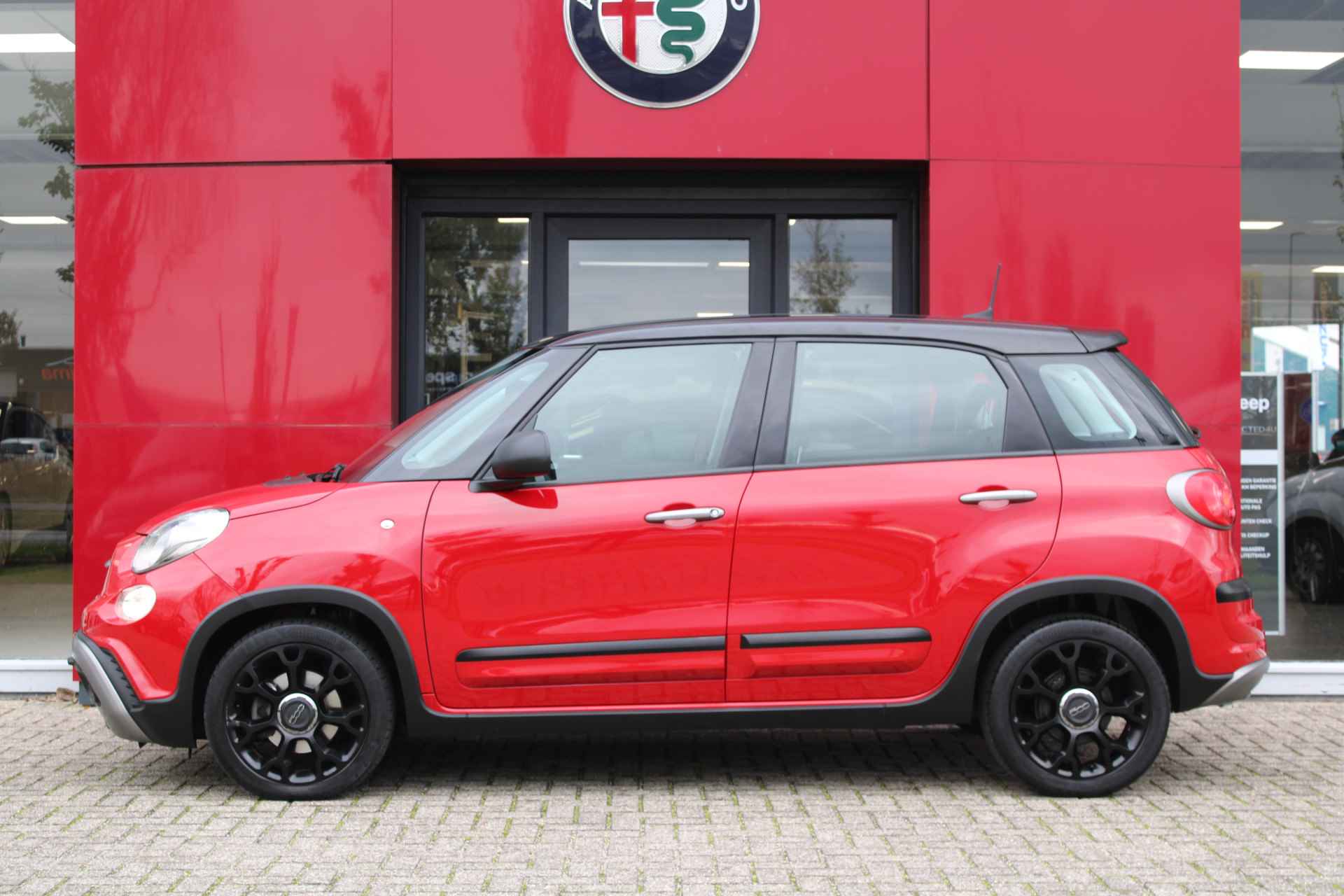 Fiat 500L TwinAir 105PK CityCross | Apple Carplay | Parkeersensoren achter | Navigatie - 3/22