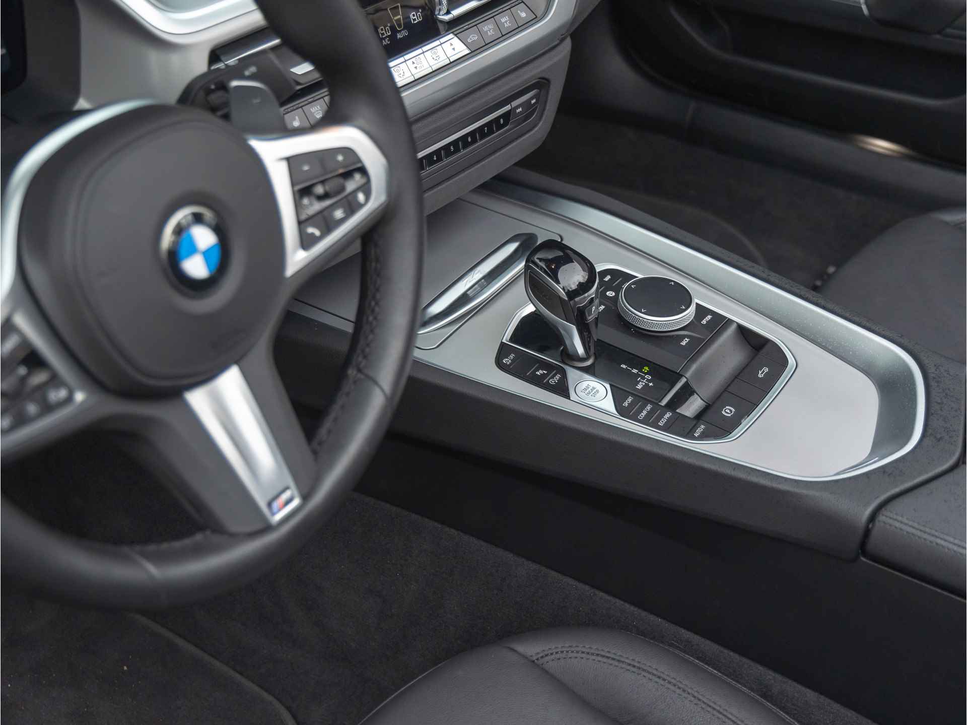 BMW Z4 Roadster sDrive20i - Harman Kardon - Adapt. LED - Live Cockpit Prof - M-Stuurwiel - 25/33