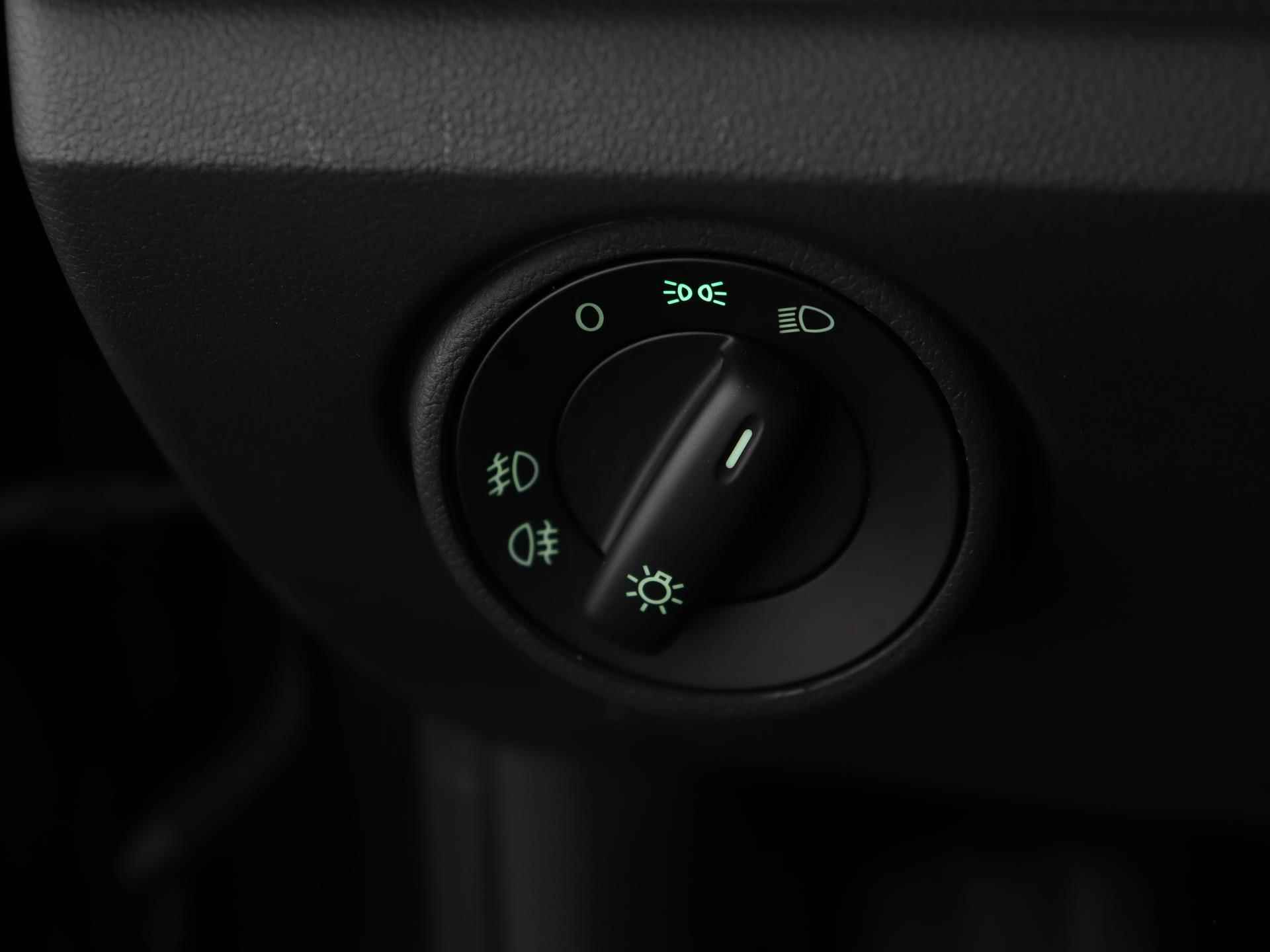Skoda Citigo e-iV EV Ambition | Stoelverwarming | Climatronic | Parkeerhulp | 16" | Bluetooth | - 28/40