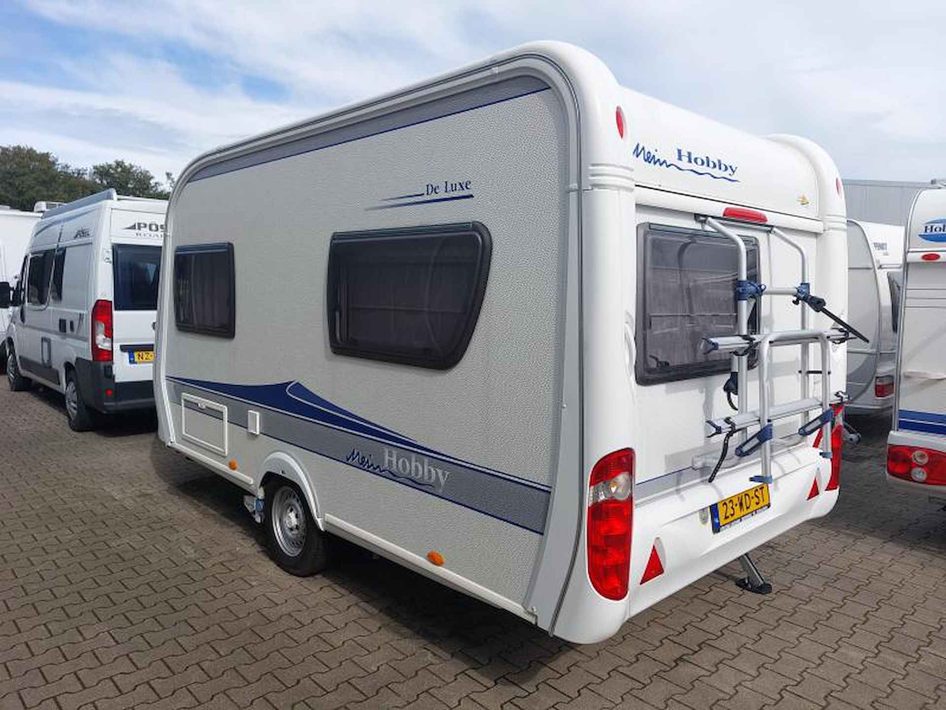 Hobby De Luxe 400 SF 2009 Mover + Voortent - 6/15