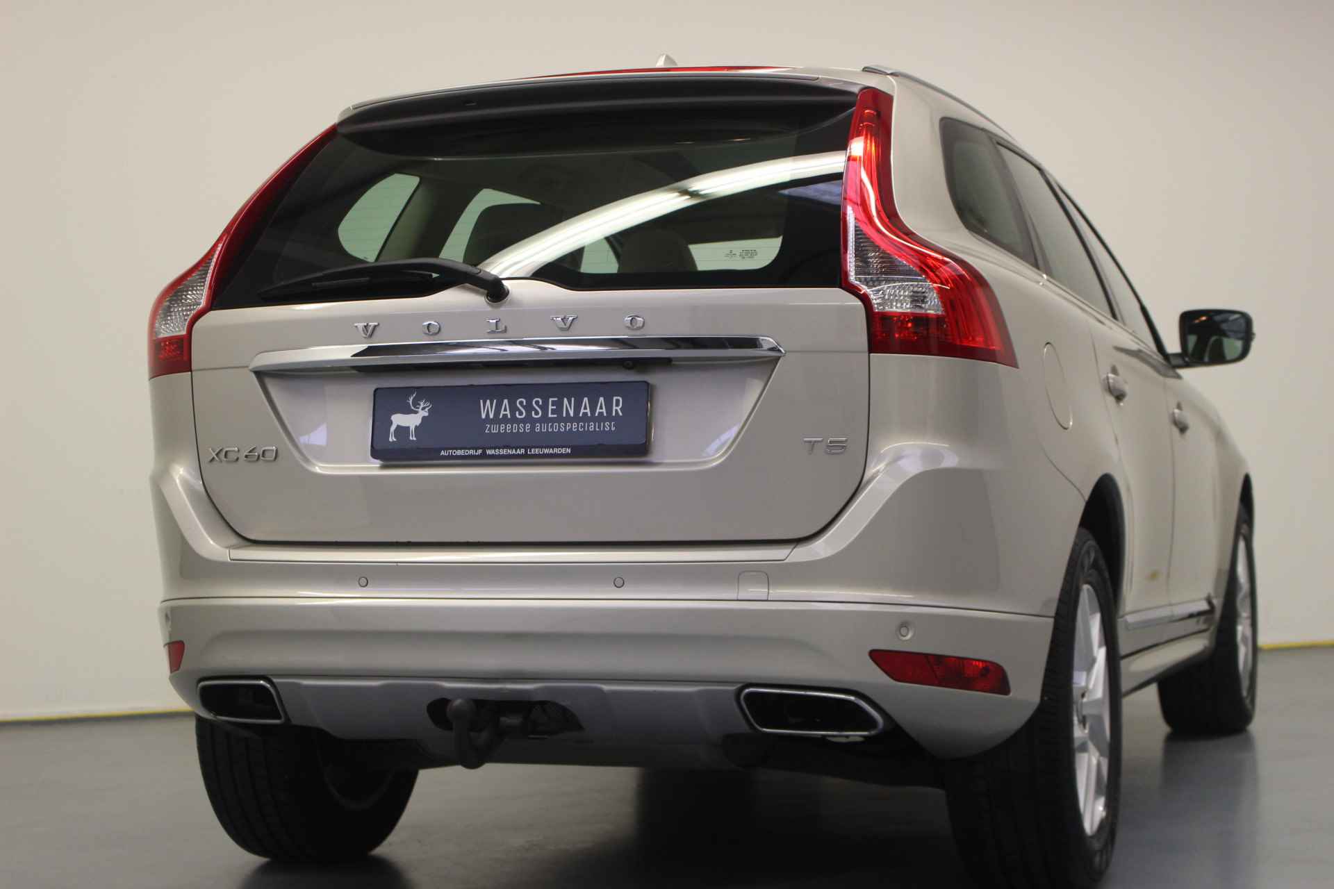 Volvo XC60 T5 Summum Automaat | Rijklaarprijs | Trekhaak | Pano dak | Leer | - 6/21