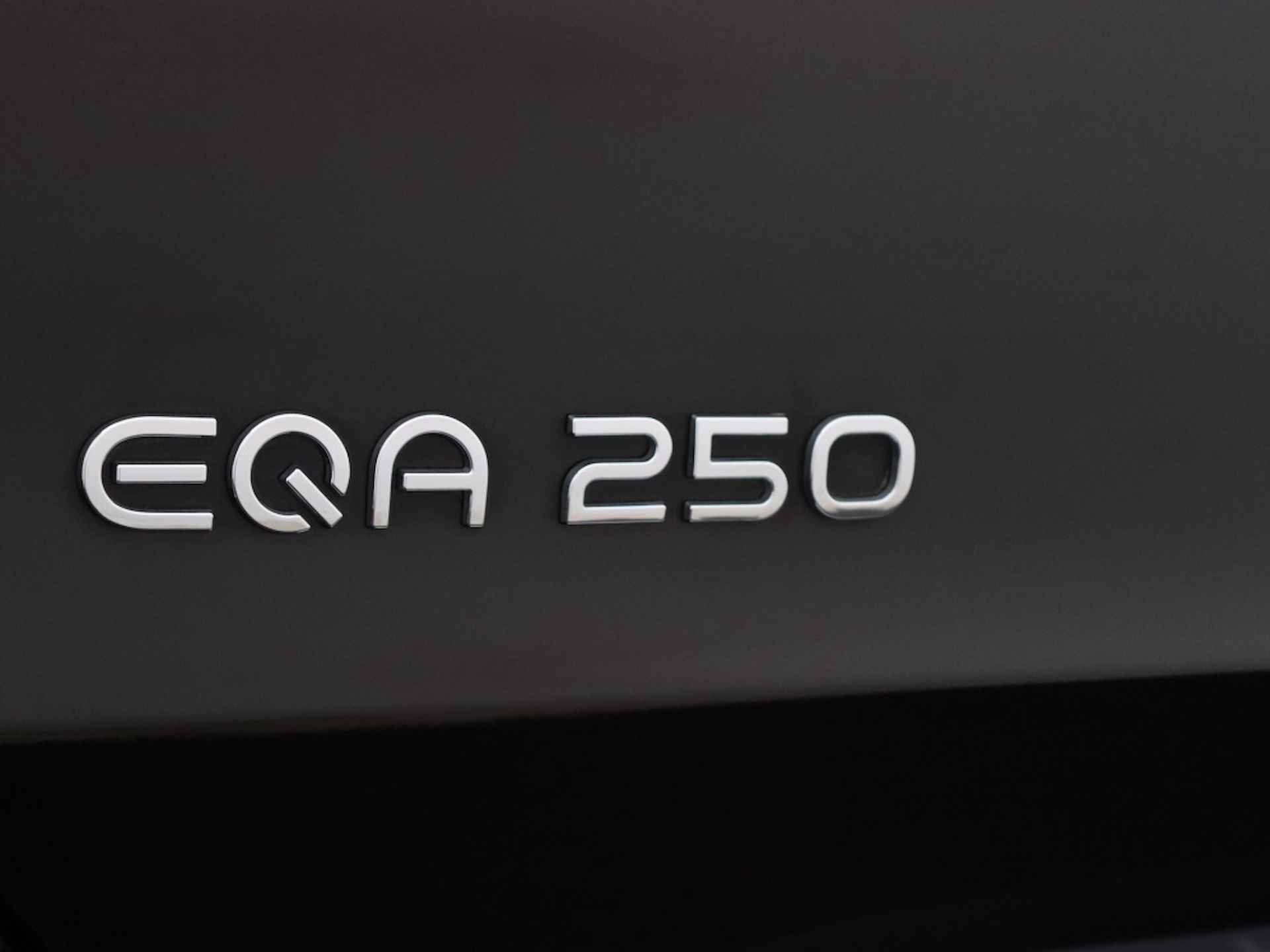 Mercedes-benz EQA 250 Electric Art | Camera | Leder | Stoelverwarming - 43/45