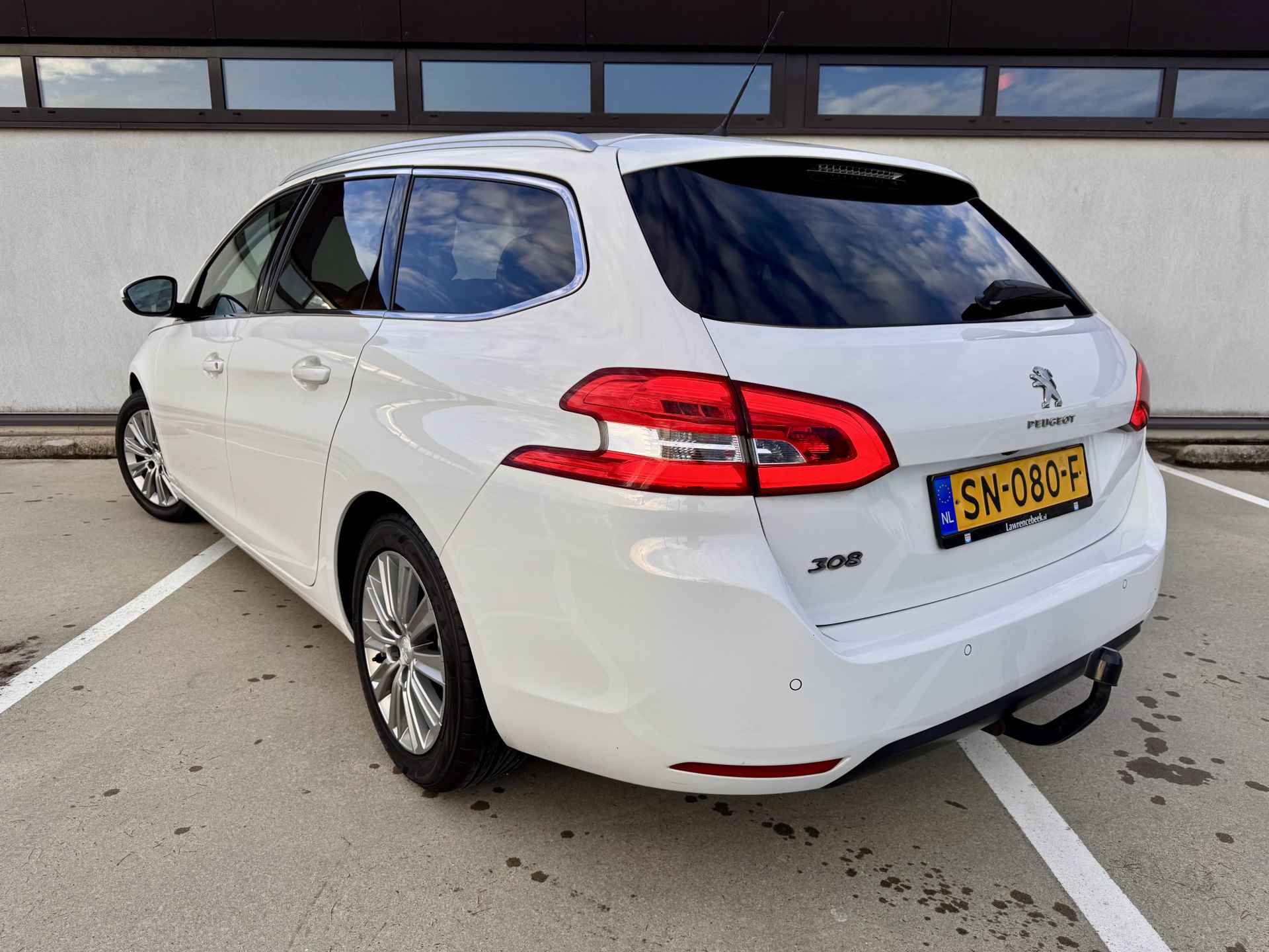 Peugeot 308 SW 1.2 PureTech Blue Lease Premium | Pano-Dak | Leer | Navi | Bleutooth | | Camera | % Bovag Ocasion Partner % - 5/35