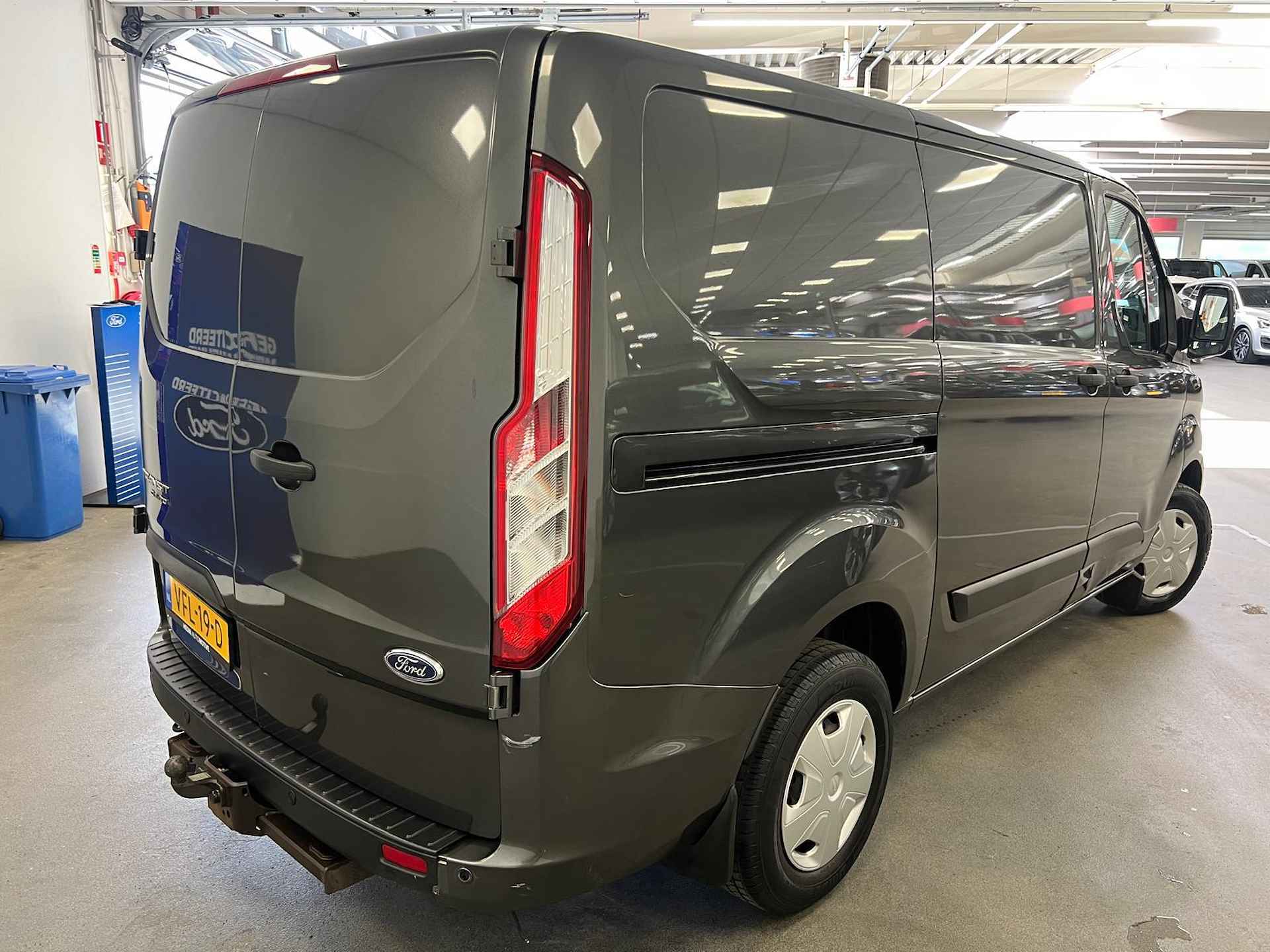 Ford Transit Custom 280 L1H1 Trend / Navigatie / Airco / Voorruitverwarming / Cruise Control - 2/23