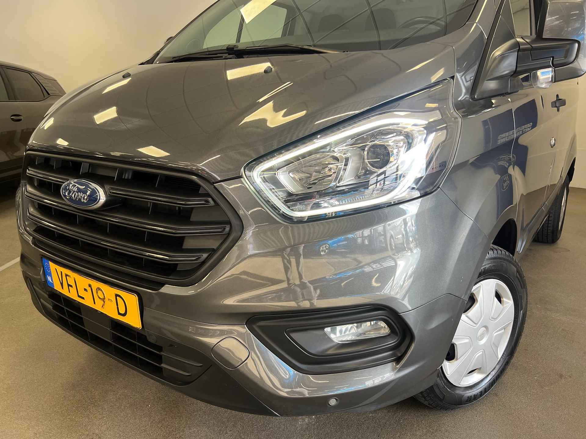 Ford Transit Custom 280 L1H1 Trend / Navigatie / Airco / Voorruitverwarming / Cruise Control - 6/23