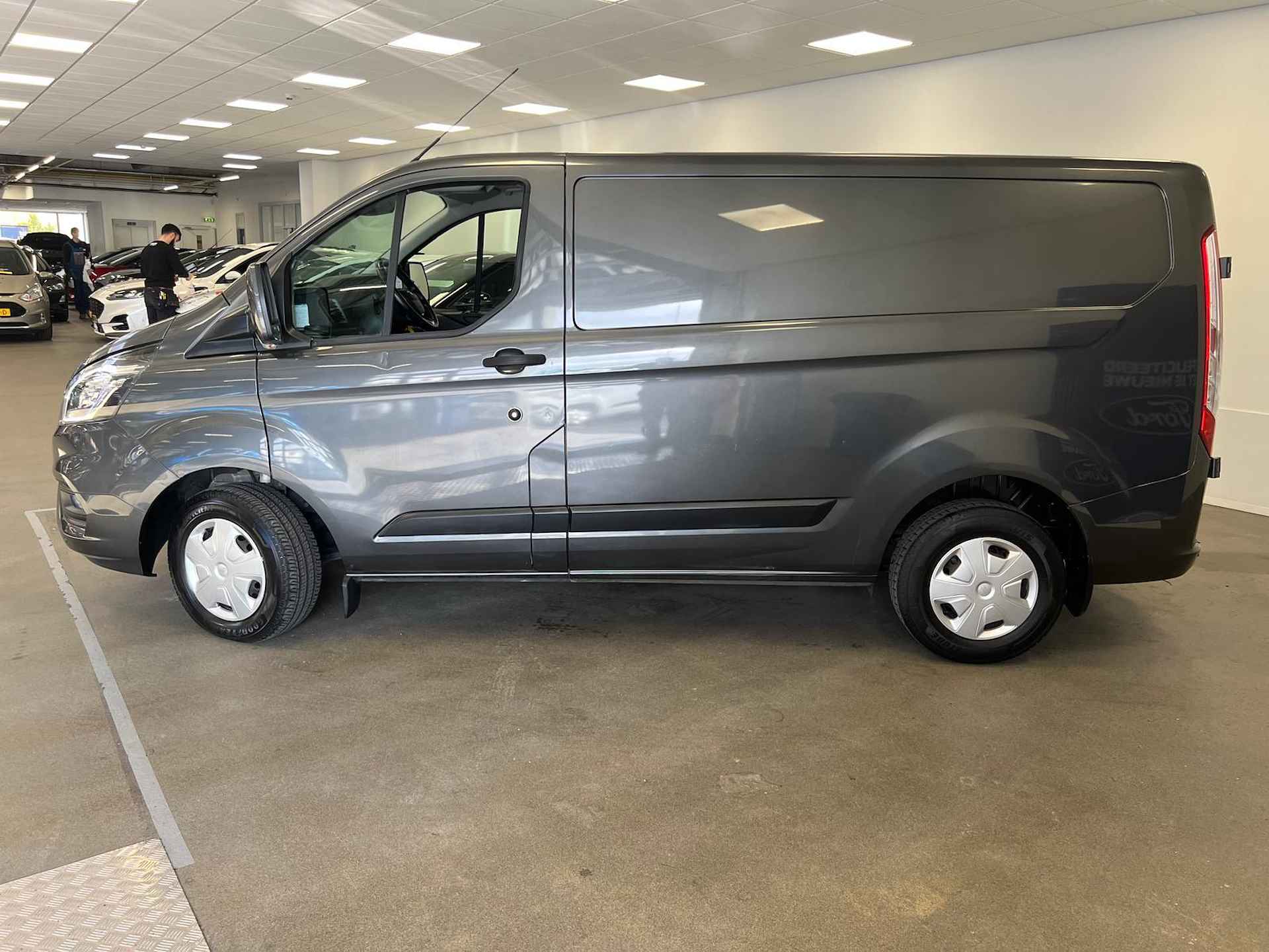 Ford Transit Custom 280 L1H1 Trend / Navigatie / Airco / Voorruitverwarming / Cruise Control - 8/23