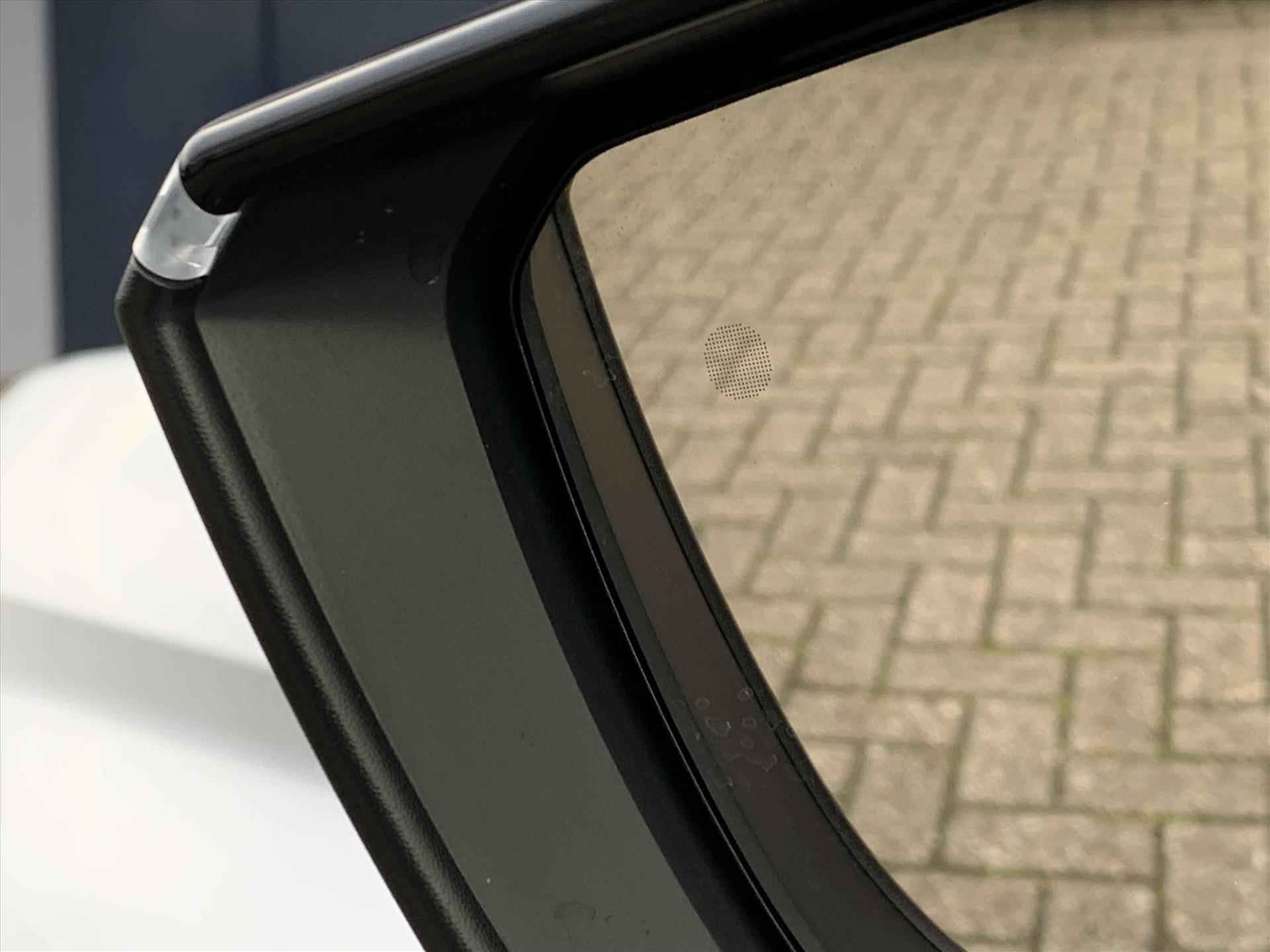 Peugeot 308 GT Elektrisch 54kWh 156pk | Stoel en stuurwiel verwarming | Navigatie | Clima | Parkeer-Camera | Draadloos Apple Carplay/Android Auto streeming - 30/47