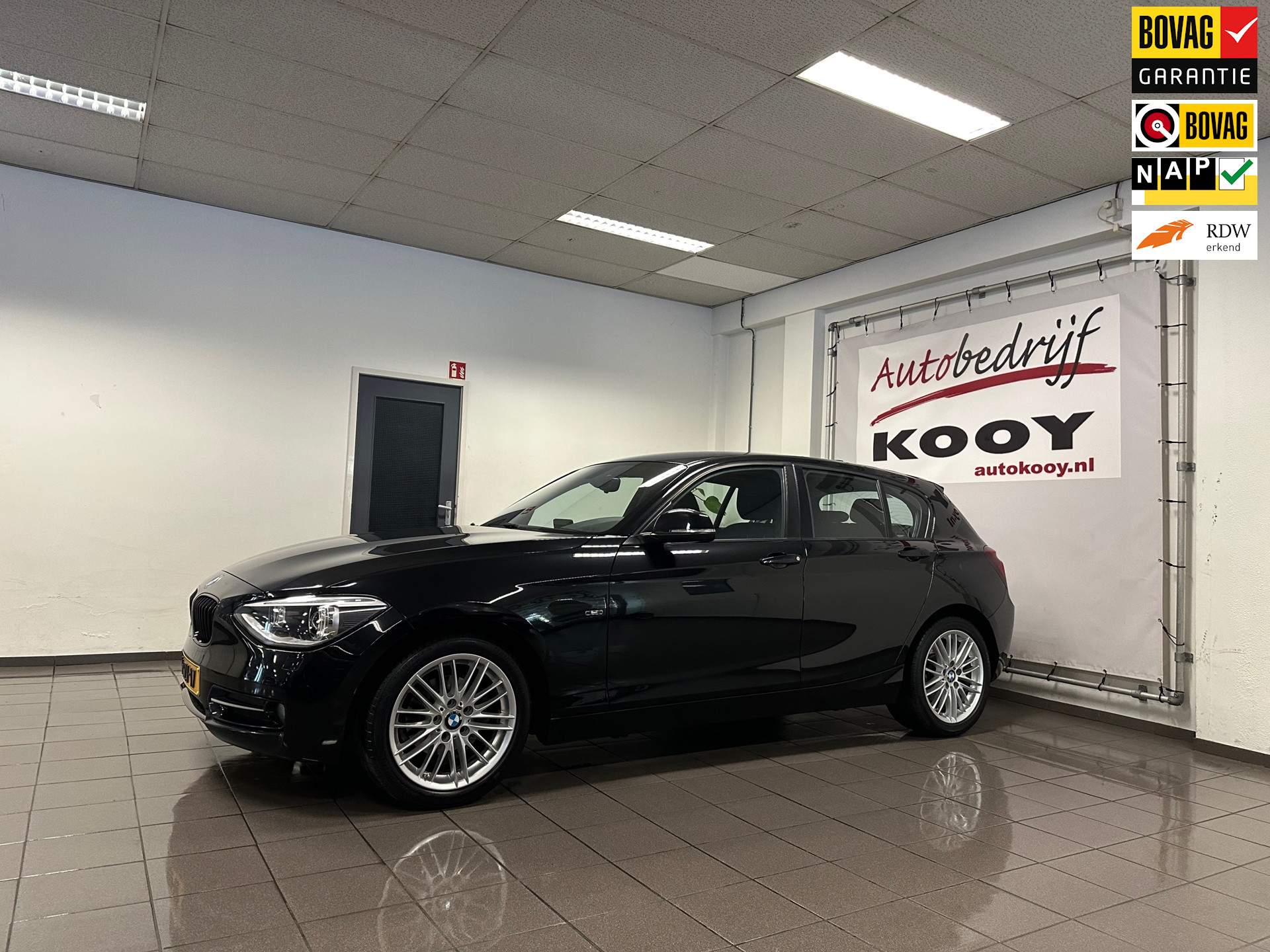 BMW 1-serie 118d High Executive * Automaat / Navigatie / Xenon / NL Auto * bij viaBOVAG.nl