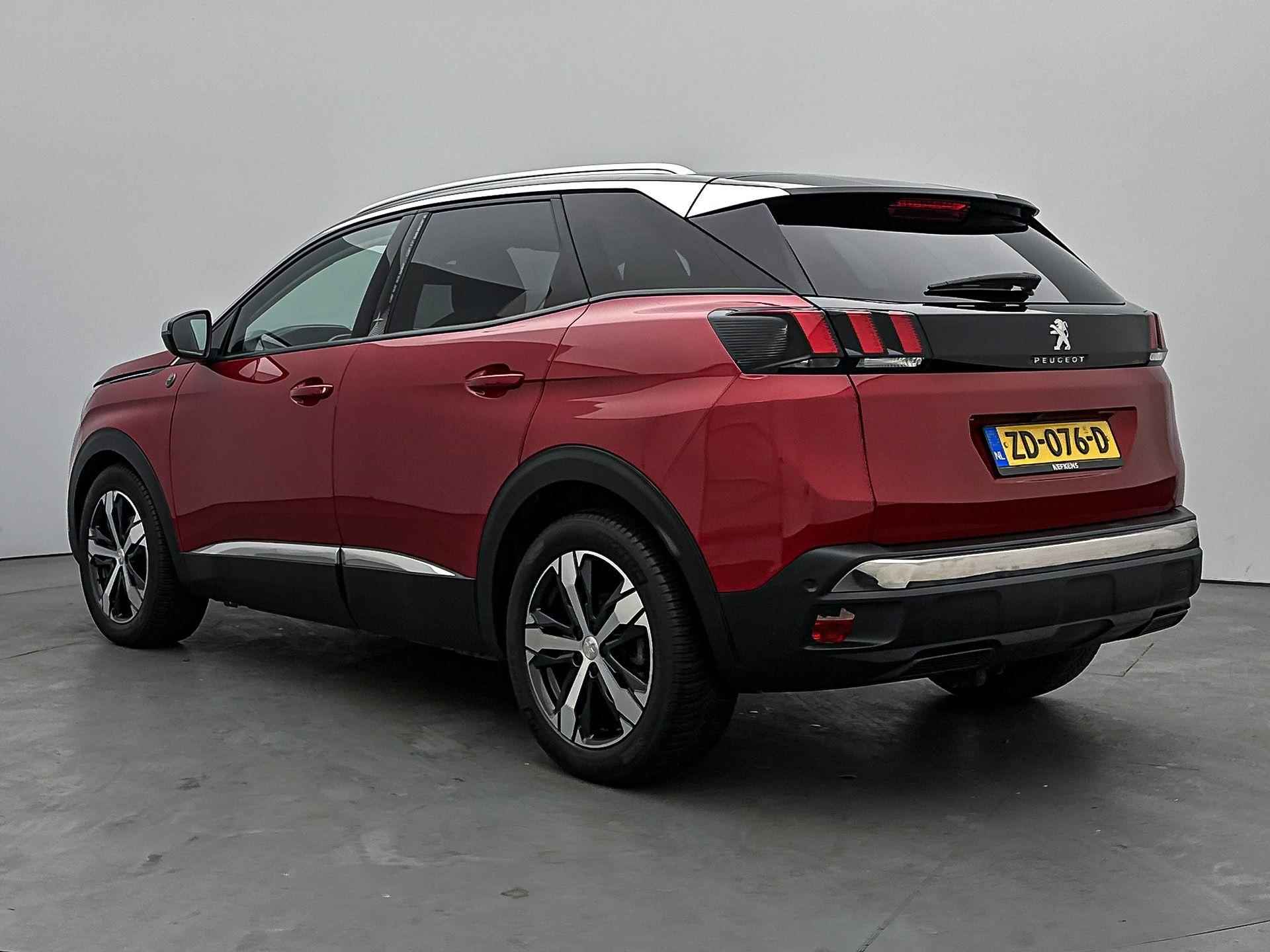 Peugeot 3008 SUV Crossway 130 pk Automaat | Navigatie | Elektrisch Glazen Panoramadak | Achteruitrijcamera | Parkeersensoren Voor en Achter | Voorstoelen Verwarmd | Trekhaak | Climate Control | Cruise Control | 18" Lichtmetalen Velgen | Apple Carplay/Android Auto | - 6/36