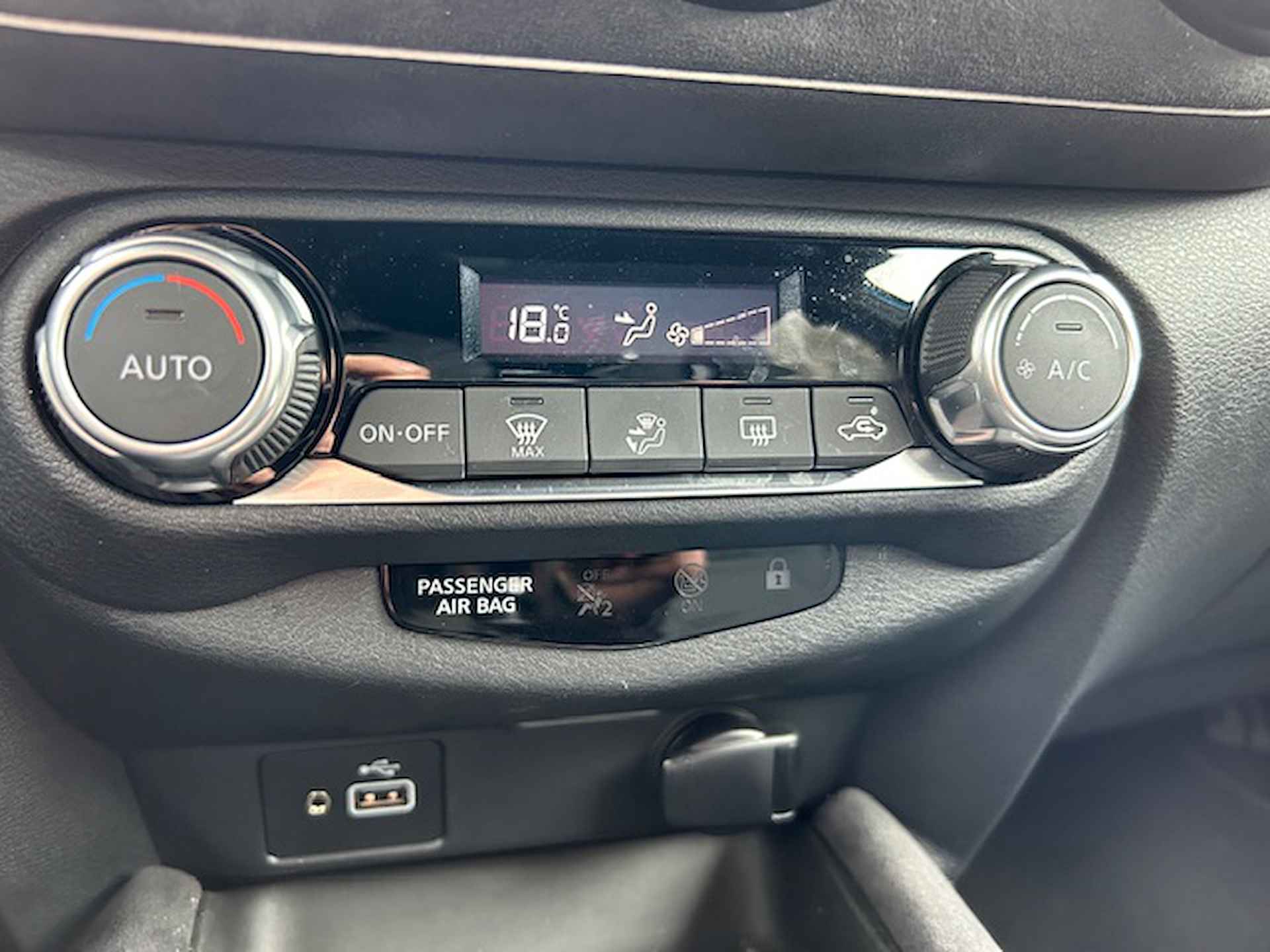 NISSAN Juke 1.0 DIG-T 114pk N-Design | Navigatie | Apple carplay/ Android auto | Camera | Pdc V+A | BOSE | Half leder/ Alcantara | Two-tone lak | Rijklaar prijs! - 22/24