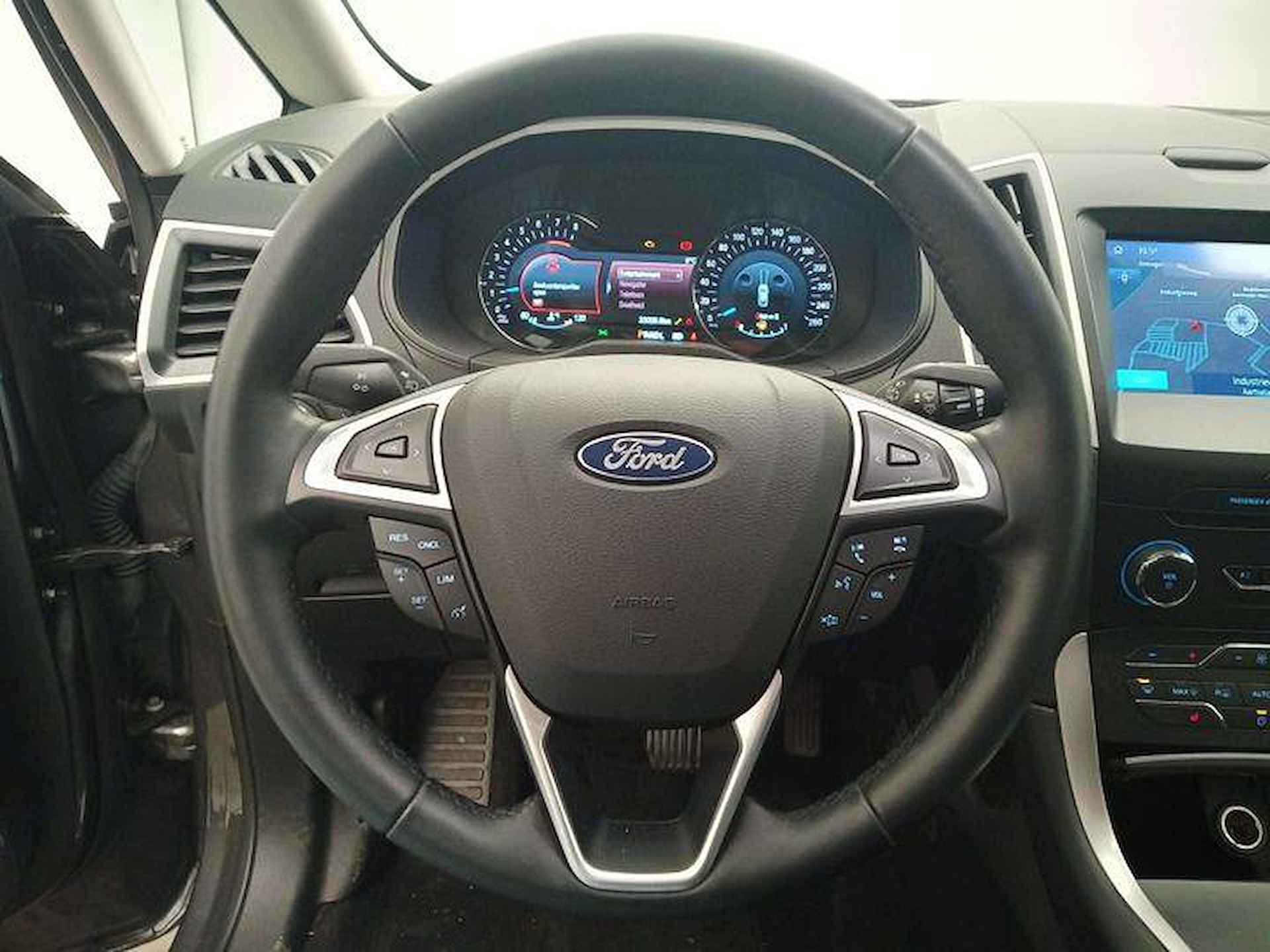 Ford S-Max 2.5 Hybride Connected 190pk | Sync 3 Navi | Stoelverwarming | 1.700kg Trekgewicht | Keyless Entry | Elek. Voorruit verwarming - 13/15