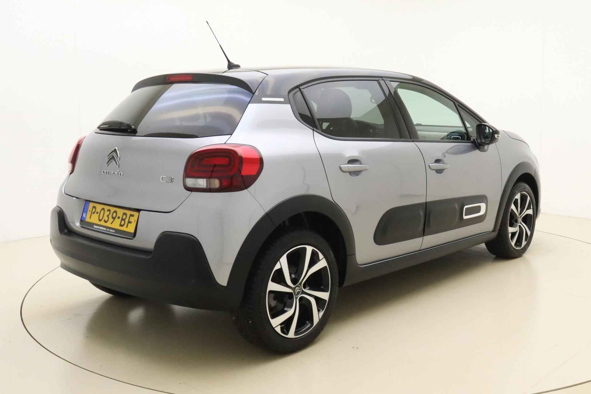 Citroen C3 1.2 PureTech Shine 110pk Automaat | Navigatie | Climate Control | Camera | Cruise control | Lichtmetalen Velgen - 2/31