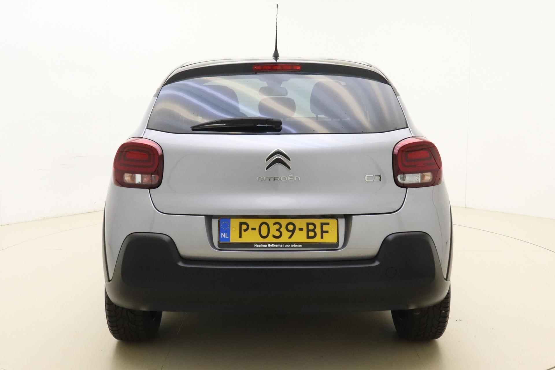 Citroen C3 1.2 PureTech Shine 110pk Automaat | Navigatie | Climate Control | Camera | Cruise control | Lichtmetalen Velgen - 11/31