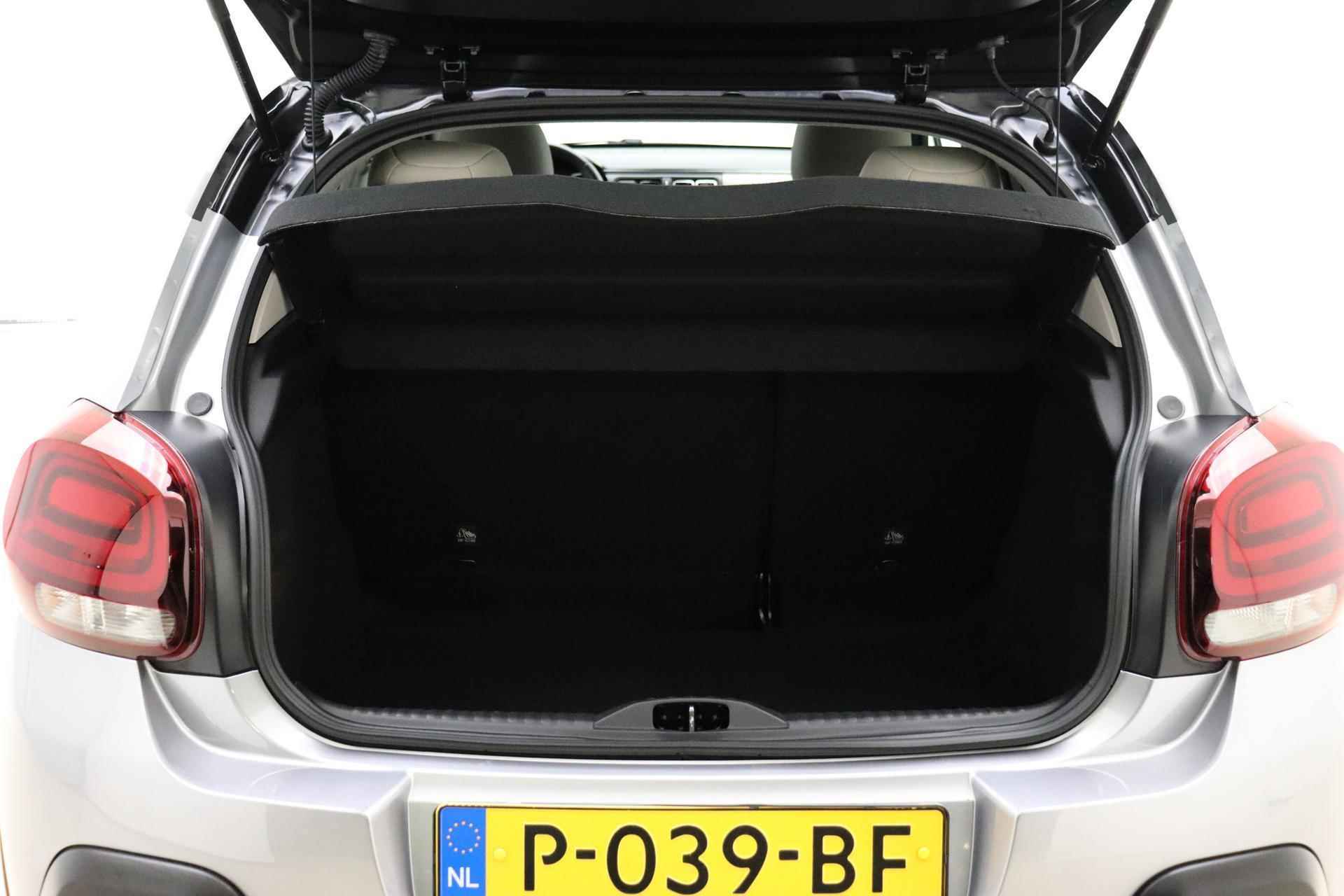 Citroen C3 1.2 PureTech Shine 110pk Automaat | Navigatie | Climate Control | Camera | Cruise control | Lichtmetalen Velgen - 13/31