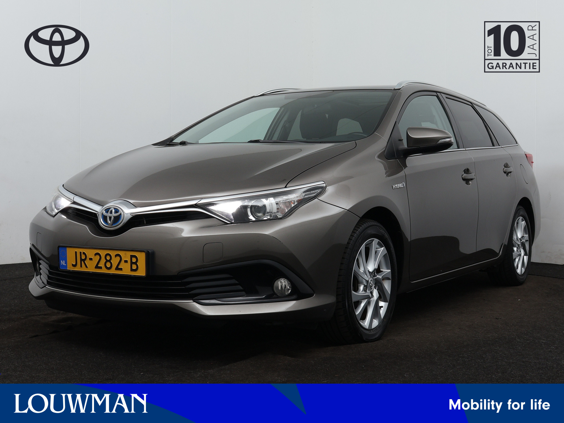 Toyota Auris 1.8 Hybrid Trend | Panoramadak | Navigatie | Camera | bij viaBOVAG.nl