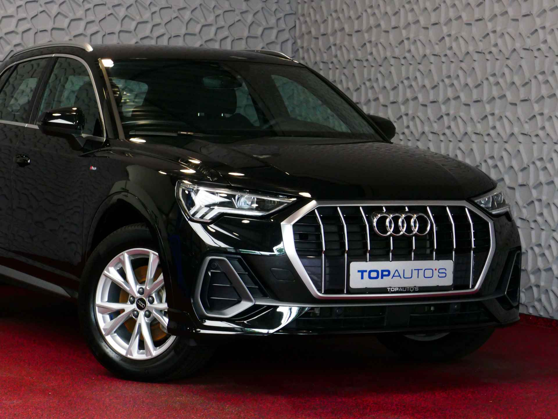 Audi Q3 45 TFSI E 245PK PHEV S-LINE CARPLAY NAVI ELEK.KLEP 2X S-LINE.SPORTSTOELEN VIR.COCKPIT ADAP.CRUISE STOELVERW. 11/2023 PHEV PLUG IN HYBRID - 50/75