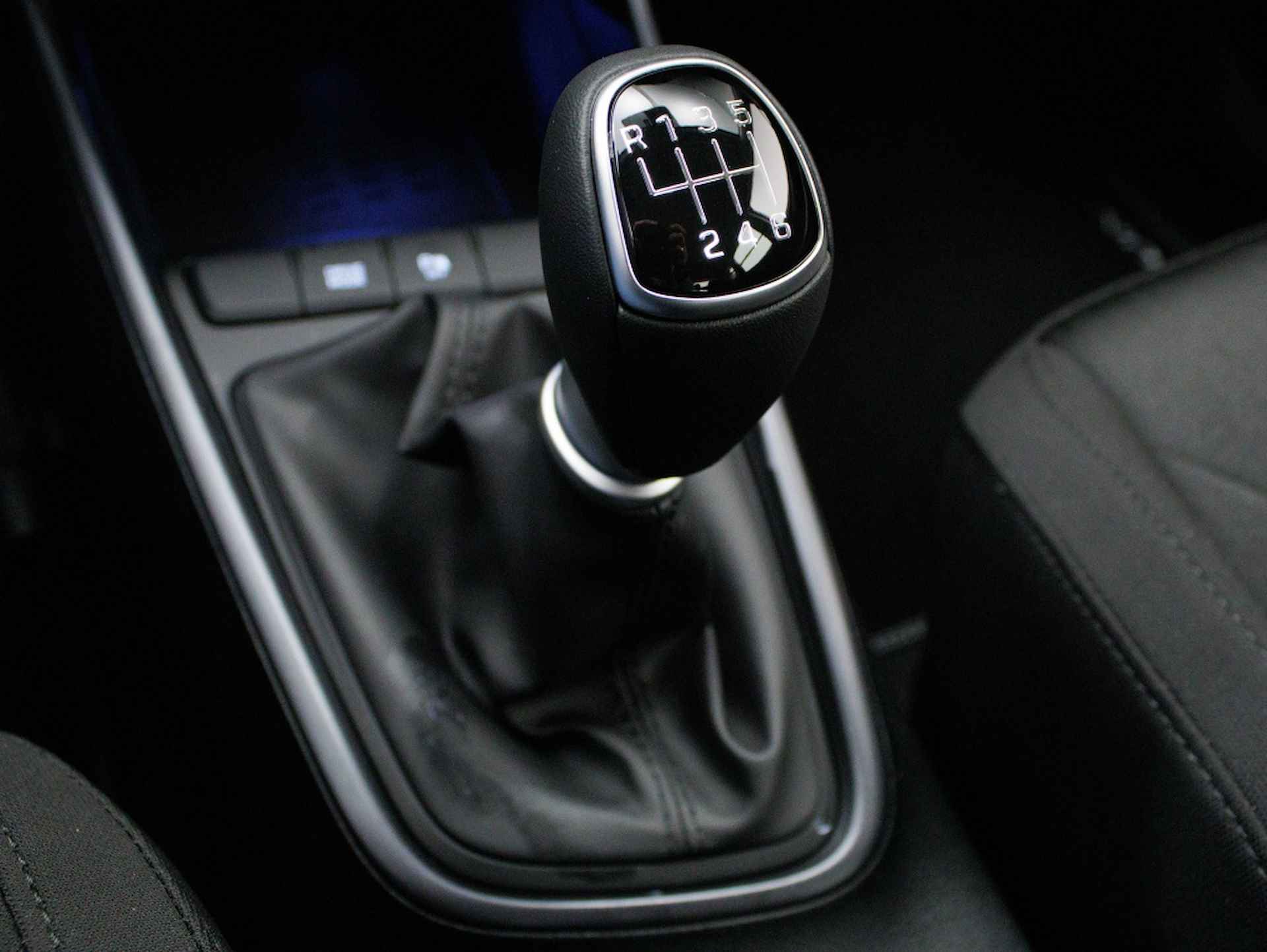 Hyundai Bayon 1.0 T-GDI Comfort | Carplay navigatie | Camera - 34/36