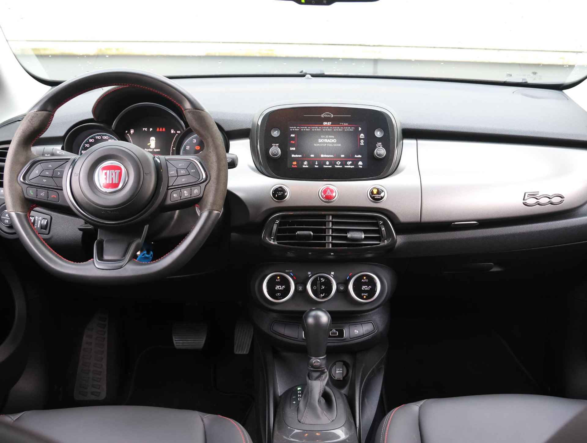 Fiat 500 X 1.5 130pk Hybrid Sport | AppleCarPlay | Navigatie | Achteruitrijcamera | LEER | FULL LED - 17/45