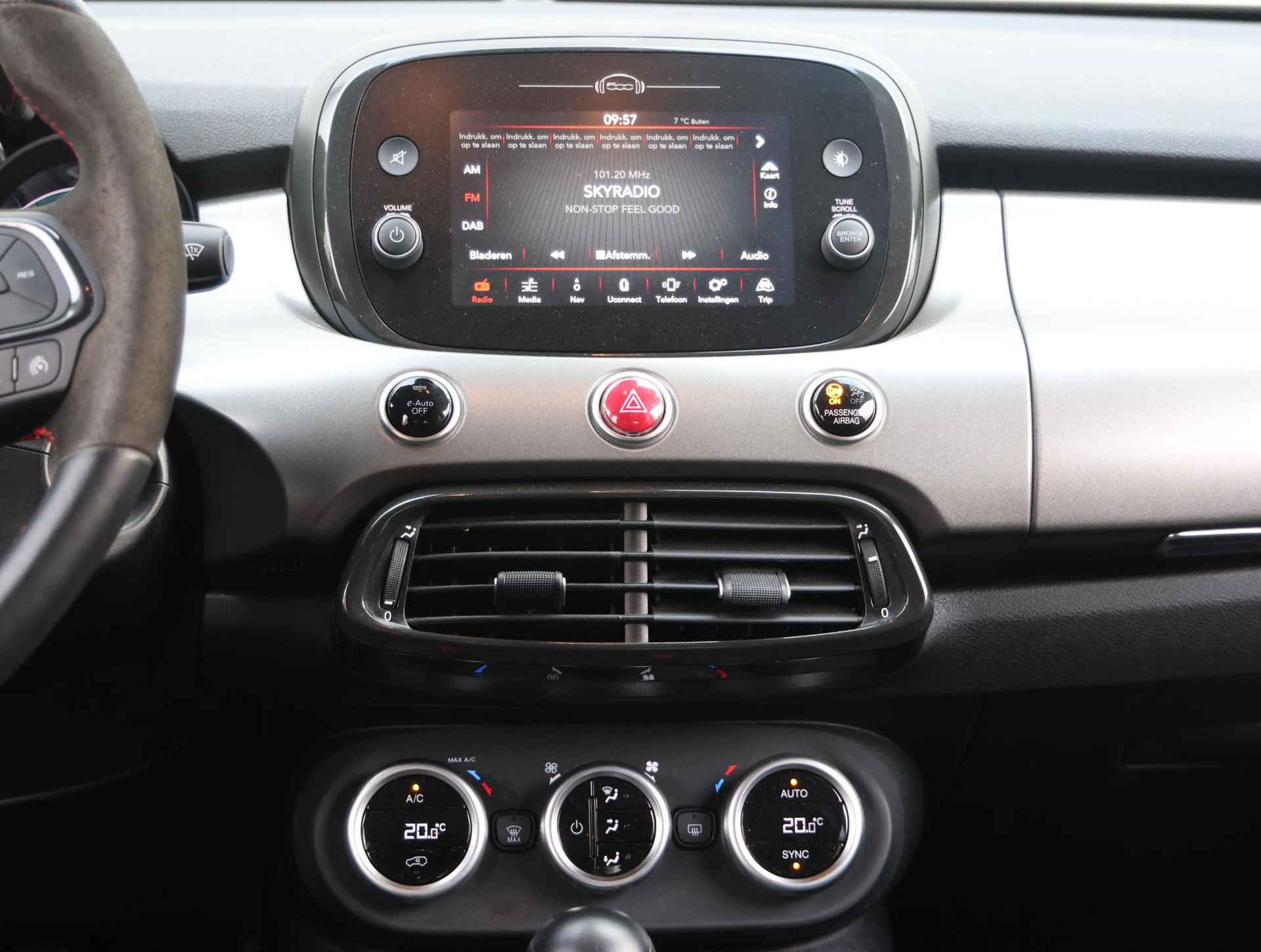 Fiat 500 X 1.5 130pk Hybrid Sport | AppleCarPlay | Navigatie | Achteruitrijcamera | LEER | FULL LED - 18/45