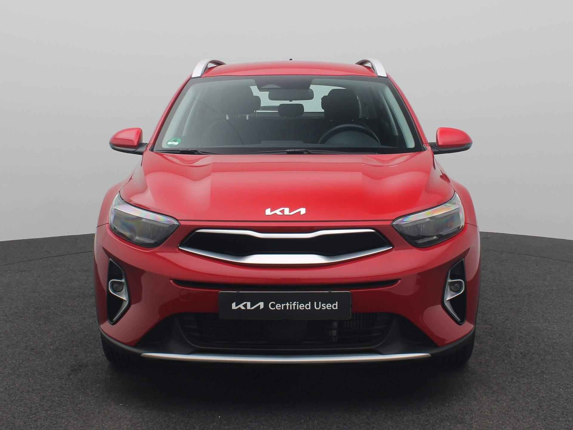 Kia Stonic 1.0 T-GDi MHEV DynamicLine | Parkeersensoren achter | Achteruitrijcamera | DAB+ | Apple CarPlay en Android Auto | - 6/44