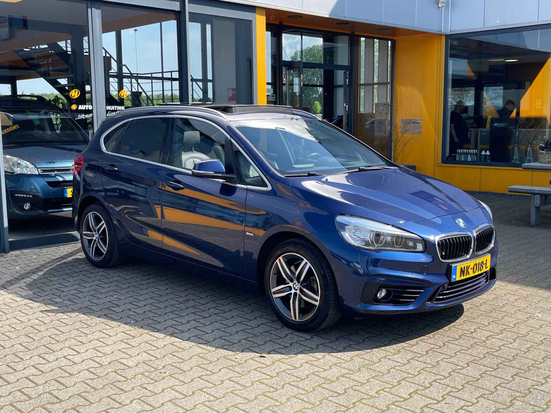 BMW 2-serie Active Tourer 220I Cent. High Executive - schuif/kantel dak - leer - camera - 4/35