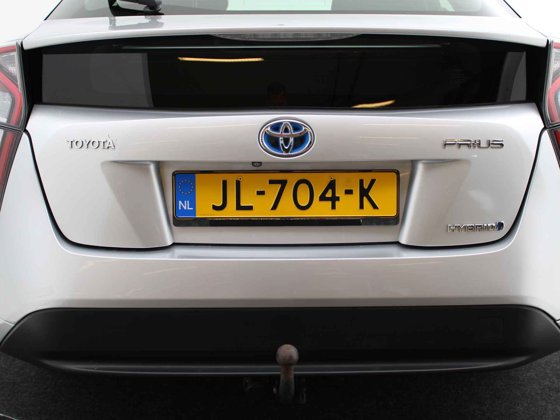 Toyota Prius 1.8 Dynamic | Navigatie | Adaptive Cruise Control | Climate Control | Trekhaak | - 46/49