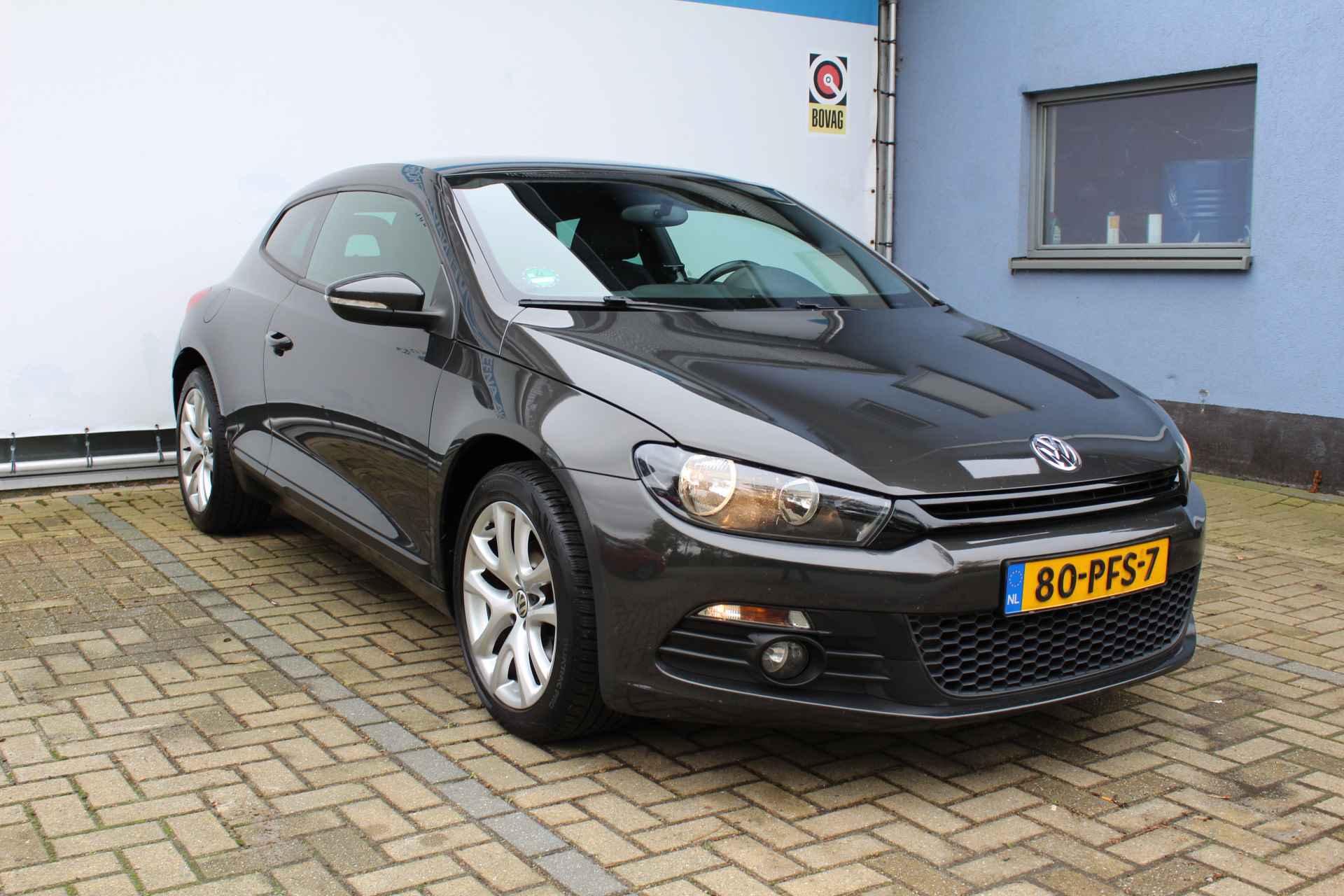 Volkswagen Scirocco 1.4 TSI Highline | Cruise controle | Parkeersensoren achter | Climate controle | Navigatie | Half leder/stoffen bekleding | 17 Inch LMV | Zwarte hemelbekleding | Origineel NL auto | NAP | - 5/56