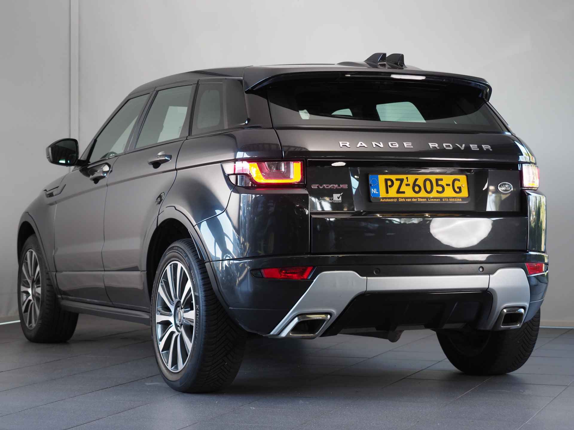 Land Rover Range Rover Evoque 2.0 TD4 HSE Dynamic | 4x4 | Dodehoekdetectie | Panoramadak | Head-Up Display | Stoelverwarming | Voorstoelen met Geheugenfunctie | Botsherkenning | Achteruitrijcamera | Navigatie | Bluetooth | - 4/41