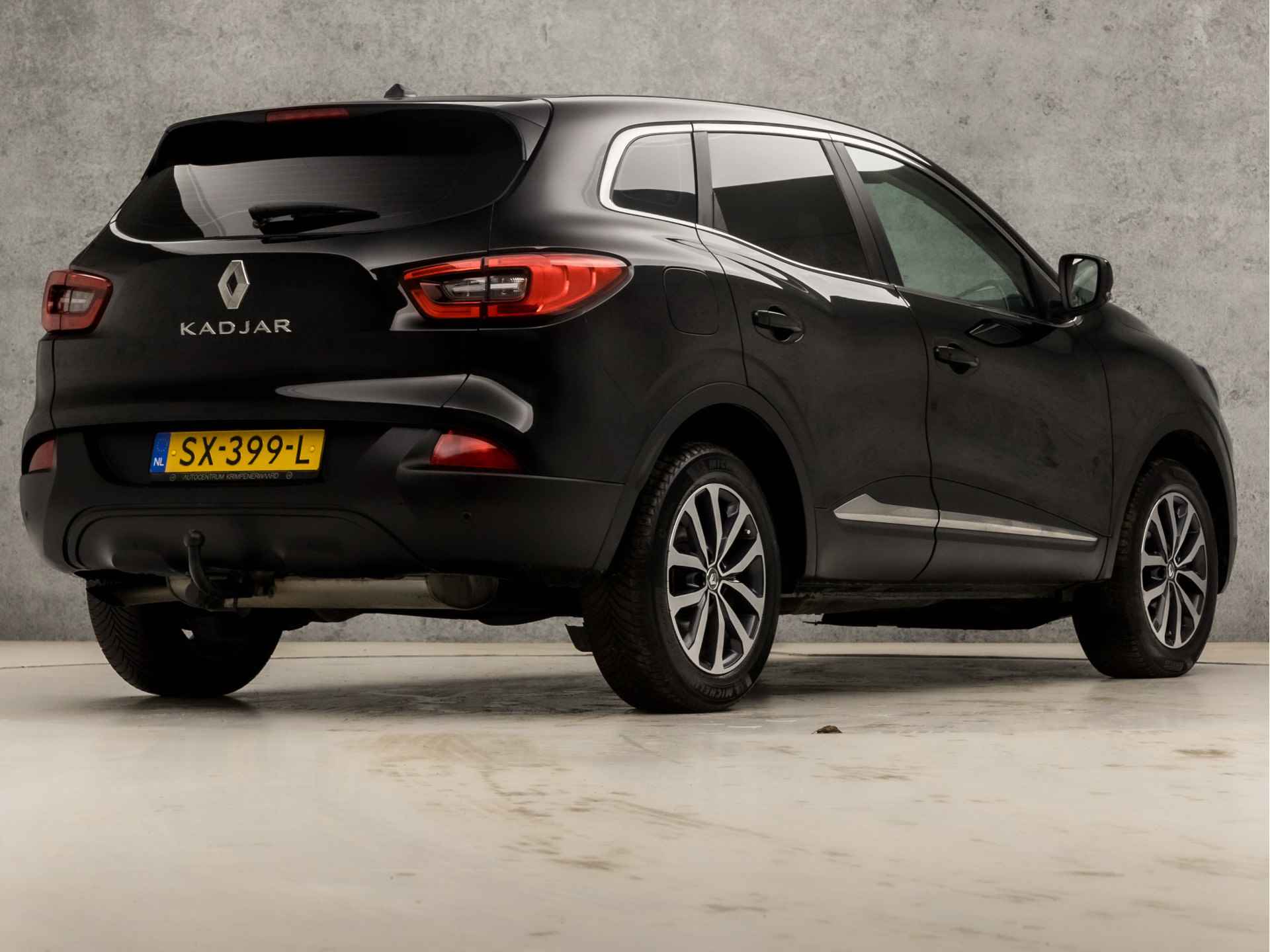 Renault Kadjar 1.2 TCe Limited Sport (APPLE CARPLAY, NAVIGATIE, CLIMATE, GETINT GLAS, DIGITAL COCKPIT, SPORTSTOELEN, KEYLESS, CRUISE, XENON, NIEUWSTAAT) - 5/30