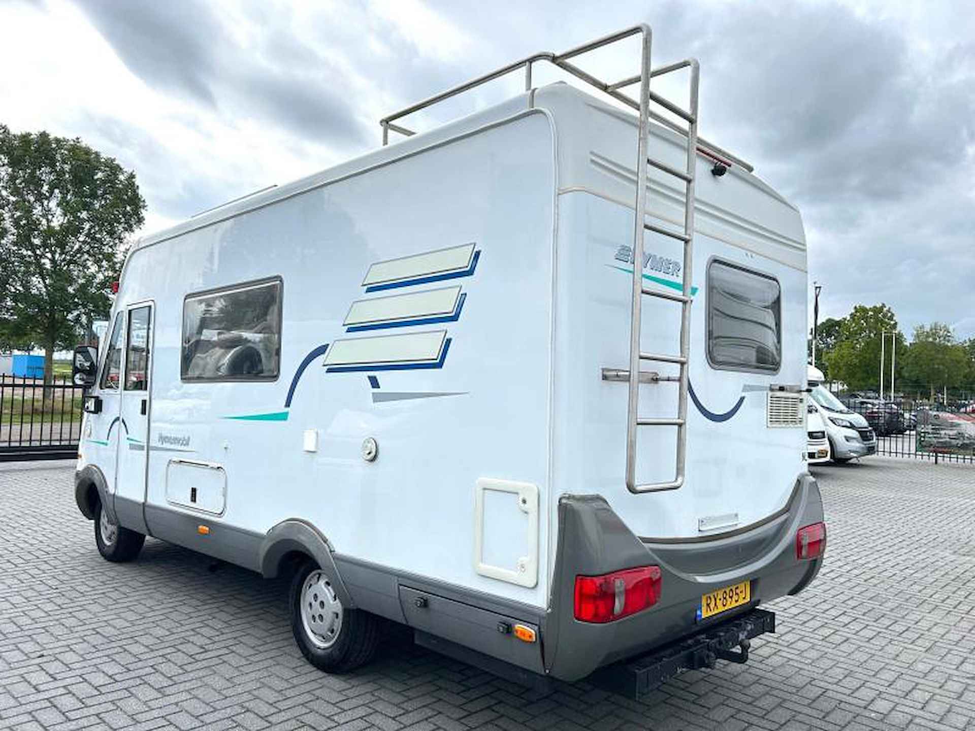 Hymer B544  hefbed/122pk/1999/6-meter - 5/22