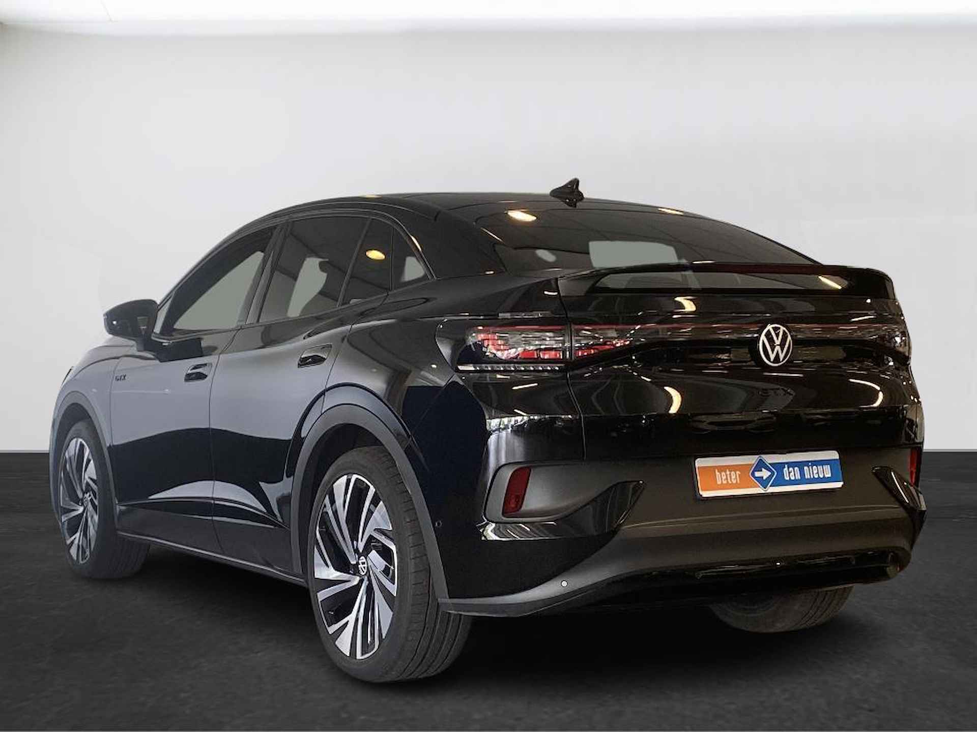 Volkswagen ID.5 GTX 77 kWh 300pk / Elektrisch bedienbare achterklep met sensorsturing / Sportstoelen / Achteruitrijcamera - 3/40