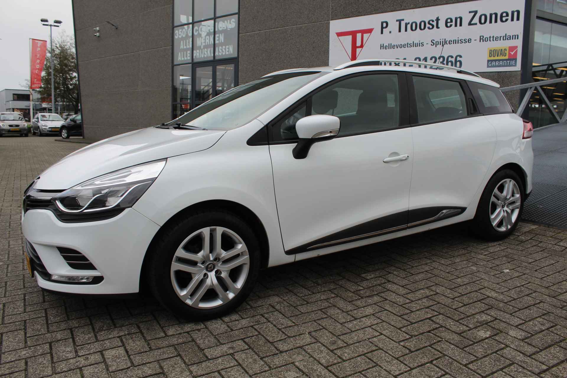 Renault Clio Estate 0.9 TCe Zen Orig. NL auto/Airco/Navigatie/Bluetooth/Cruise Control/Ramen & Spiegels elektrisch - 4/23