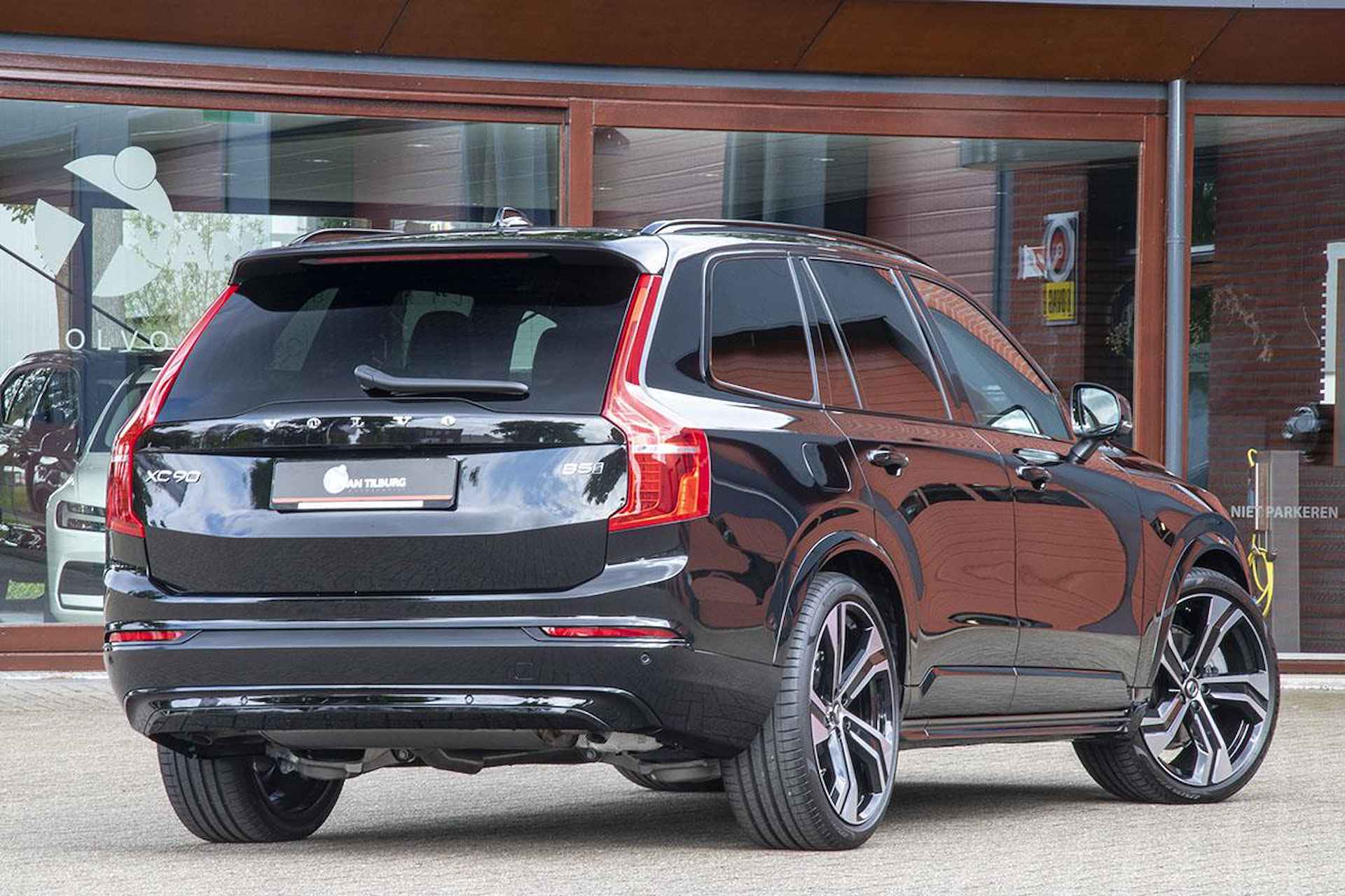 VOLVO XC90 2.0 B5 AWD R-DESIGN / PANO / LUCHTVERING / B&W - 5/32