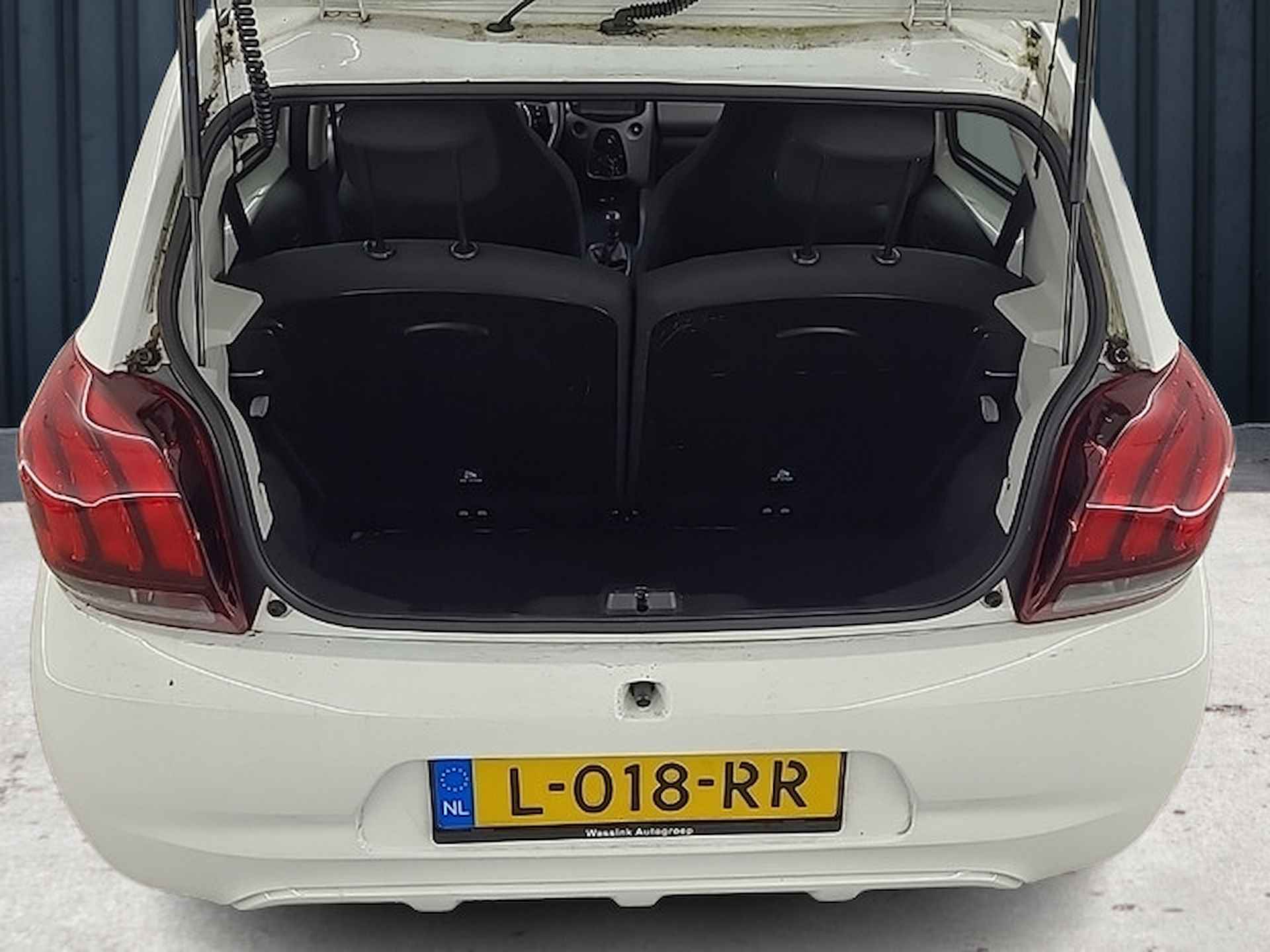 Peugeot 108 1.0 e-VTi Active (73 PK) 1e-Eig. Keurig-Onderh. BOVAG-Garantie. NL-Auto. Navigatie/Apple-Carplay/Android-Auto, Achteruitrijcamera, DAB, Airco, Hill-Hold, Privacy-Glas - 7/20