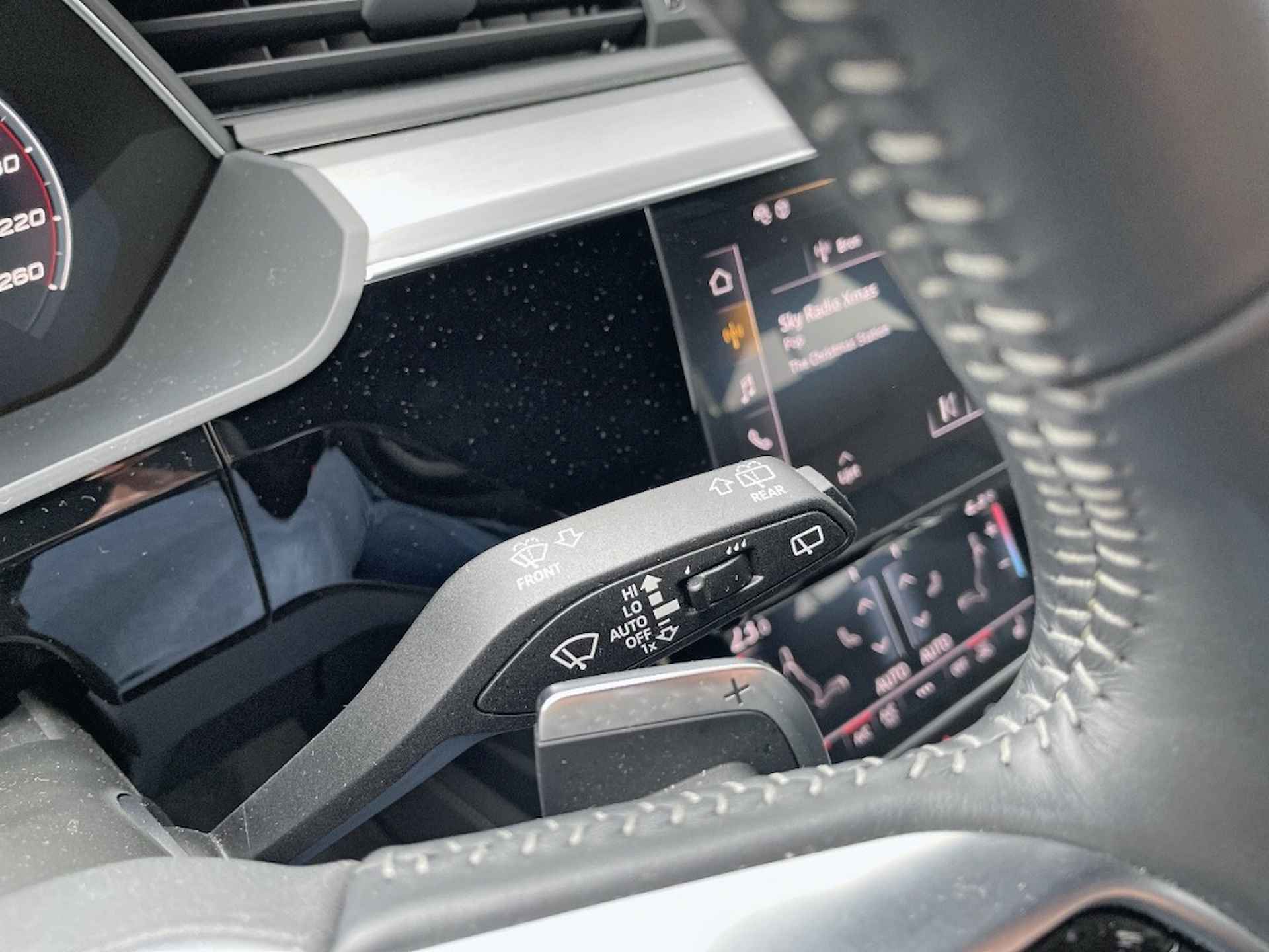 Audi e-tron e-tron 55 PANO 20"LMV MATRIX NAVI €100.000,- NIEUW! - 22/51