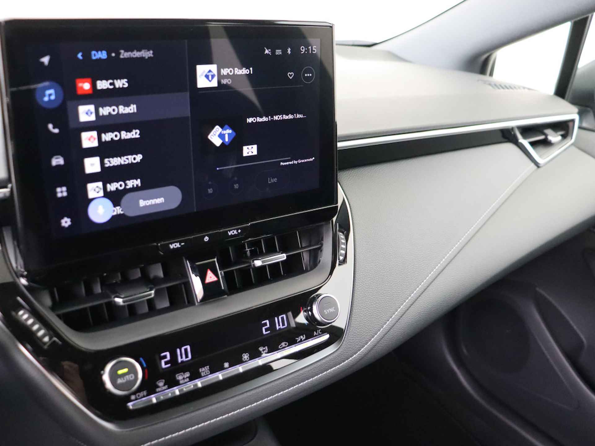 Toyota Corolla Touring Sports Hybrid 140 Active | Apple CarPlay | Camera | LM Velgen | - 8/39