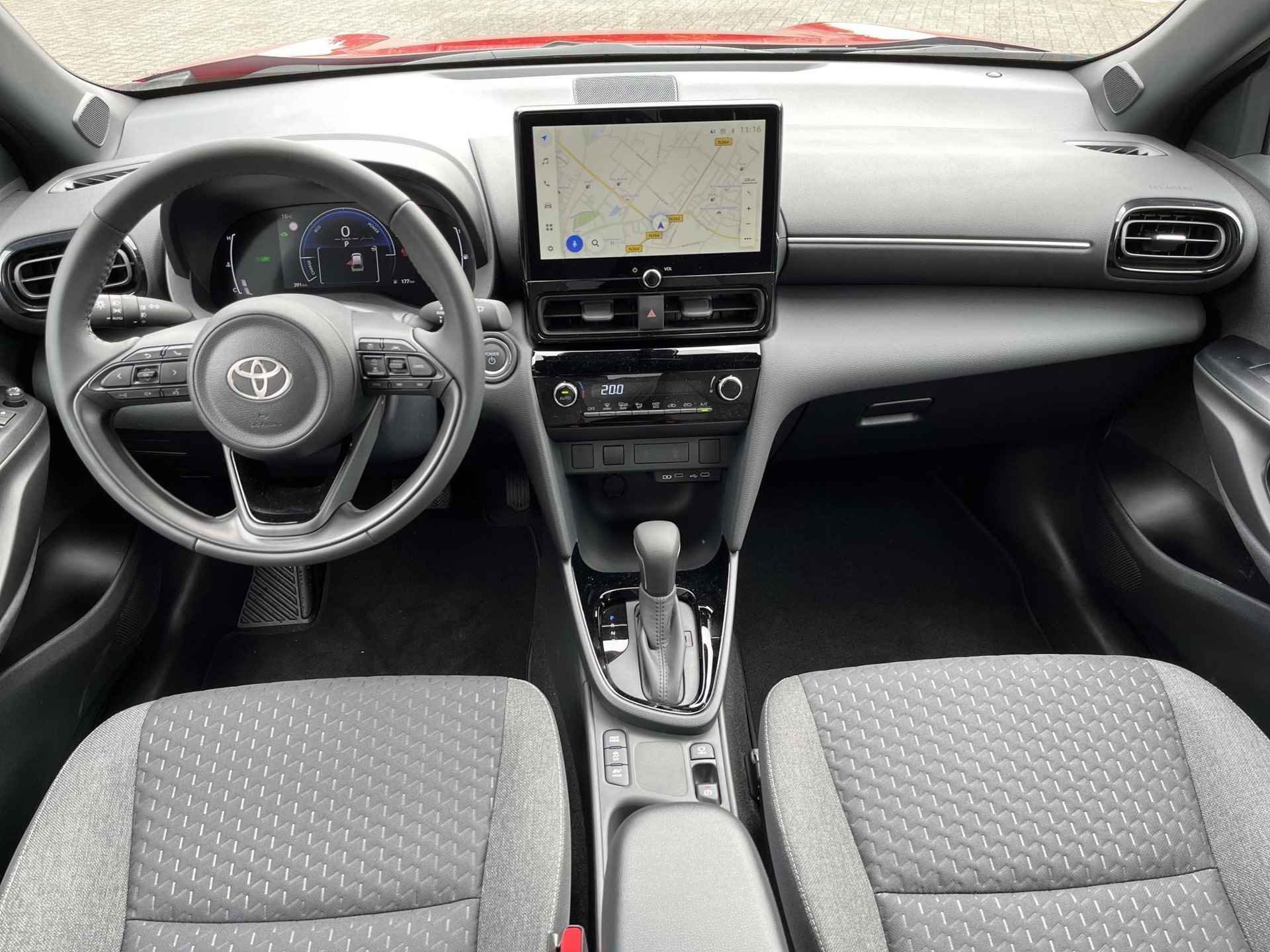 Toyota Yaris Cross 1.5 Hybrid 115 First Edition | Navigatie | Apple CarPlay/Android auto | Achteruitrijcamera - 15/30