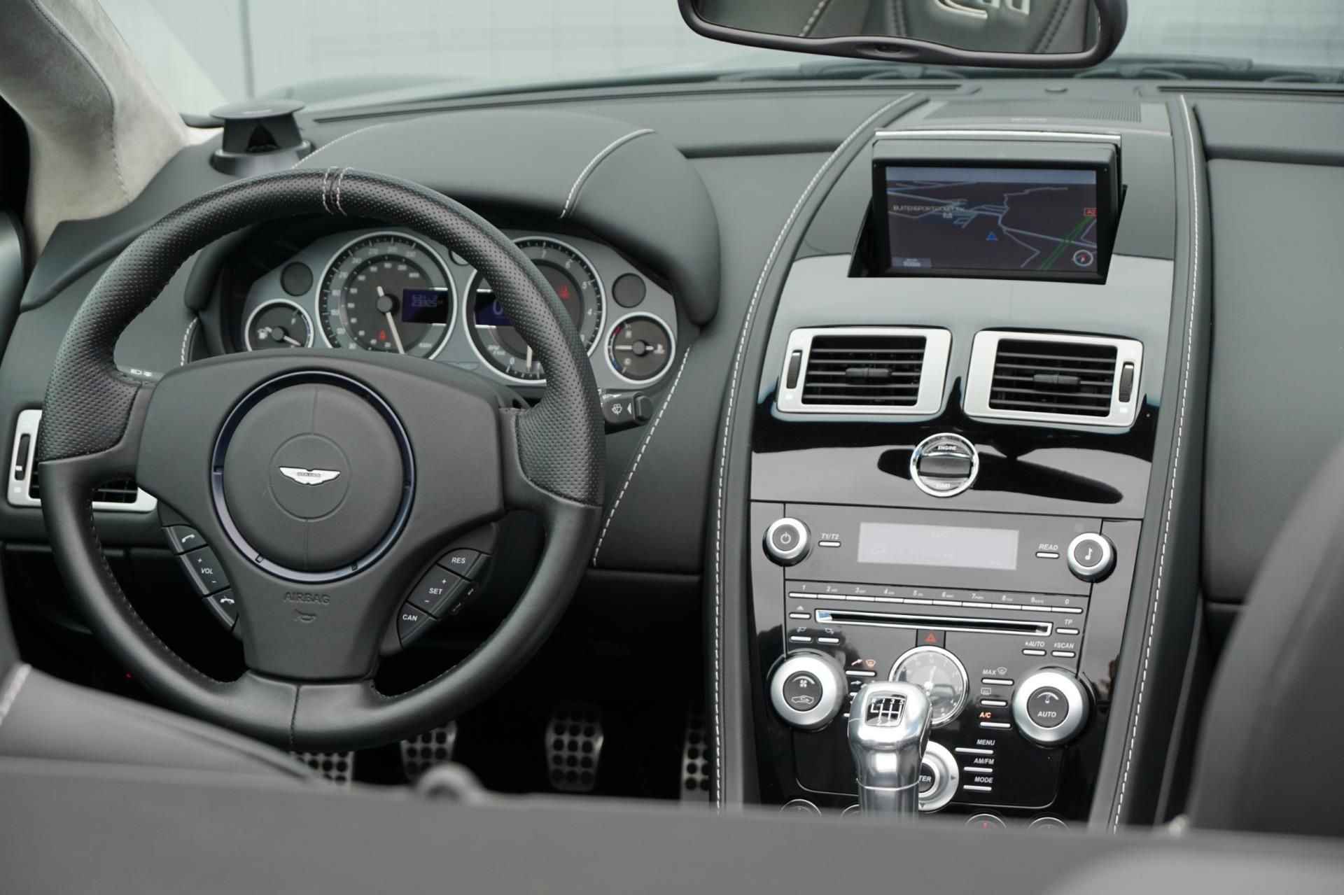 Aston Martin DBS Volante 6.0 V12 6-Speed Manual *!*Only 43 worldwide*!* - 25/77