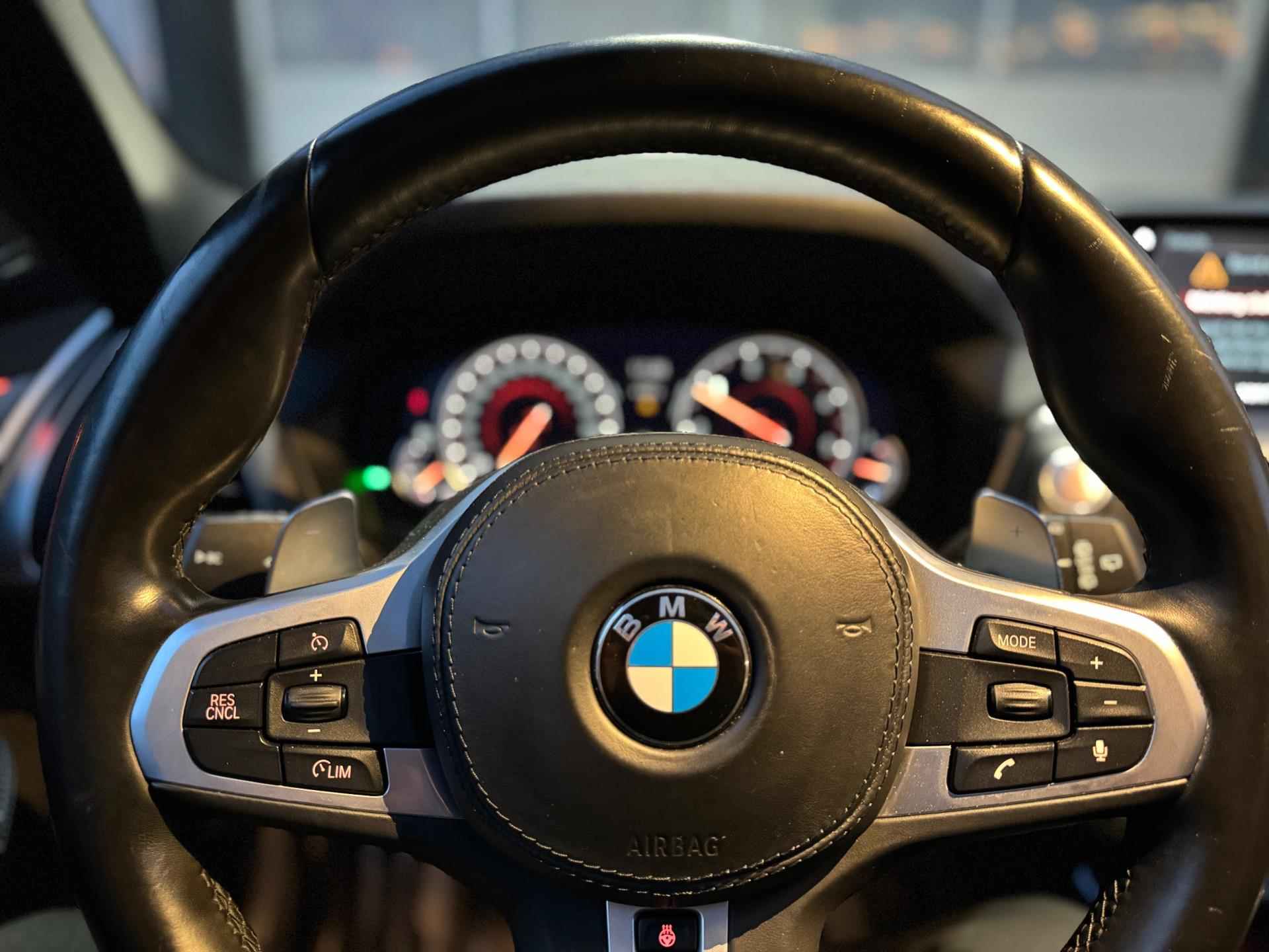 BMW X3 XDrive20d High|M sport|Pano|AUT|Navi|Leer|Dealeronderhouden|Apple CarPlay|Sfeerverlichting|Fabrieksaf M|Topstaat|Dodehoekse - 64/73