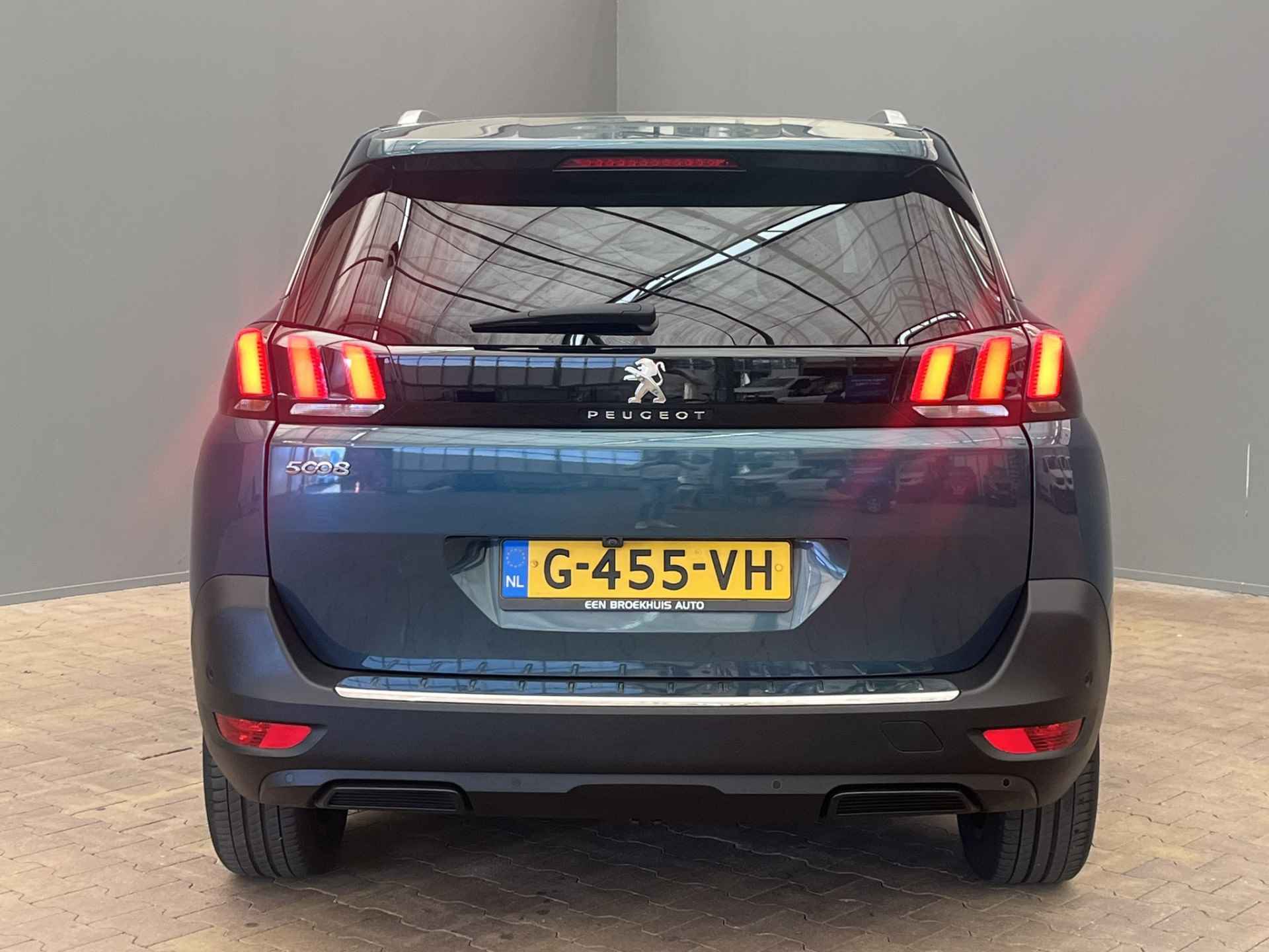 Peugeot 5008 1.2 130PK Allure Automaat | Camera Voor+Achter | Elek. Achterklep | Navigatie | Stoelverwarming | 18" Lichtmetaal | Digitaal Dashboard | Apple/Android Carplay | LED | Bluetooth - 14/71