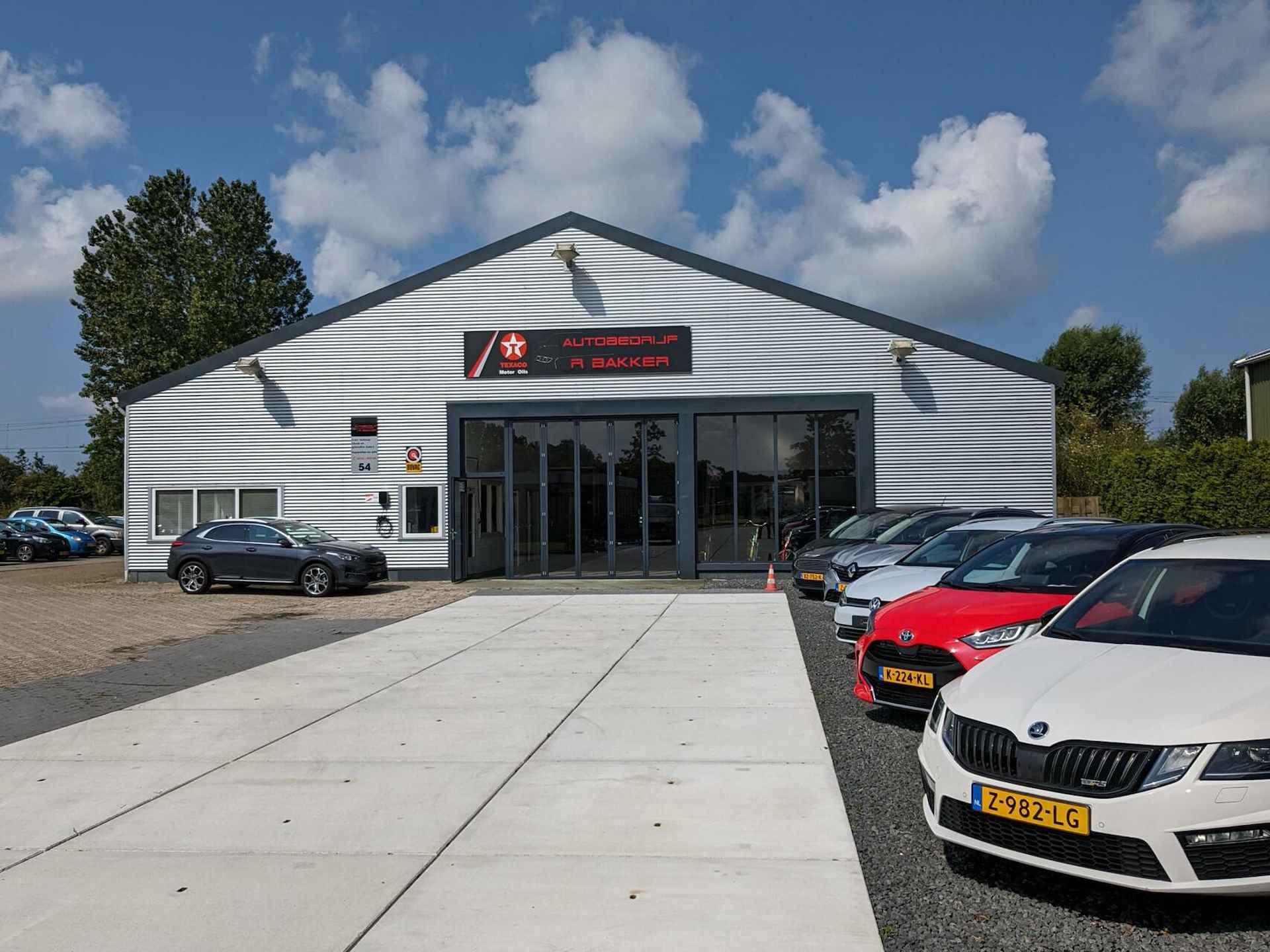 BMW 2-serie Active Tourer 218i Executive Sport Line // Trekhaak afneembaar - Navigatie - Camera - Inclusief 12 maanden garantie - 29/29