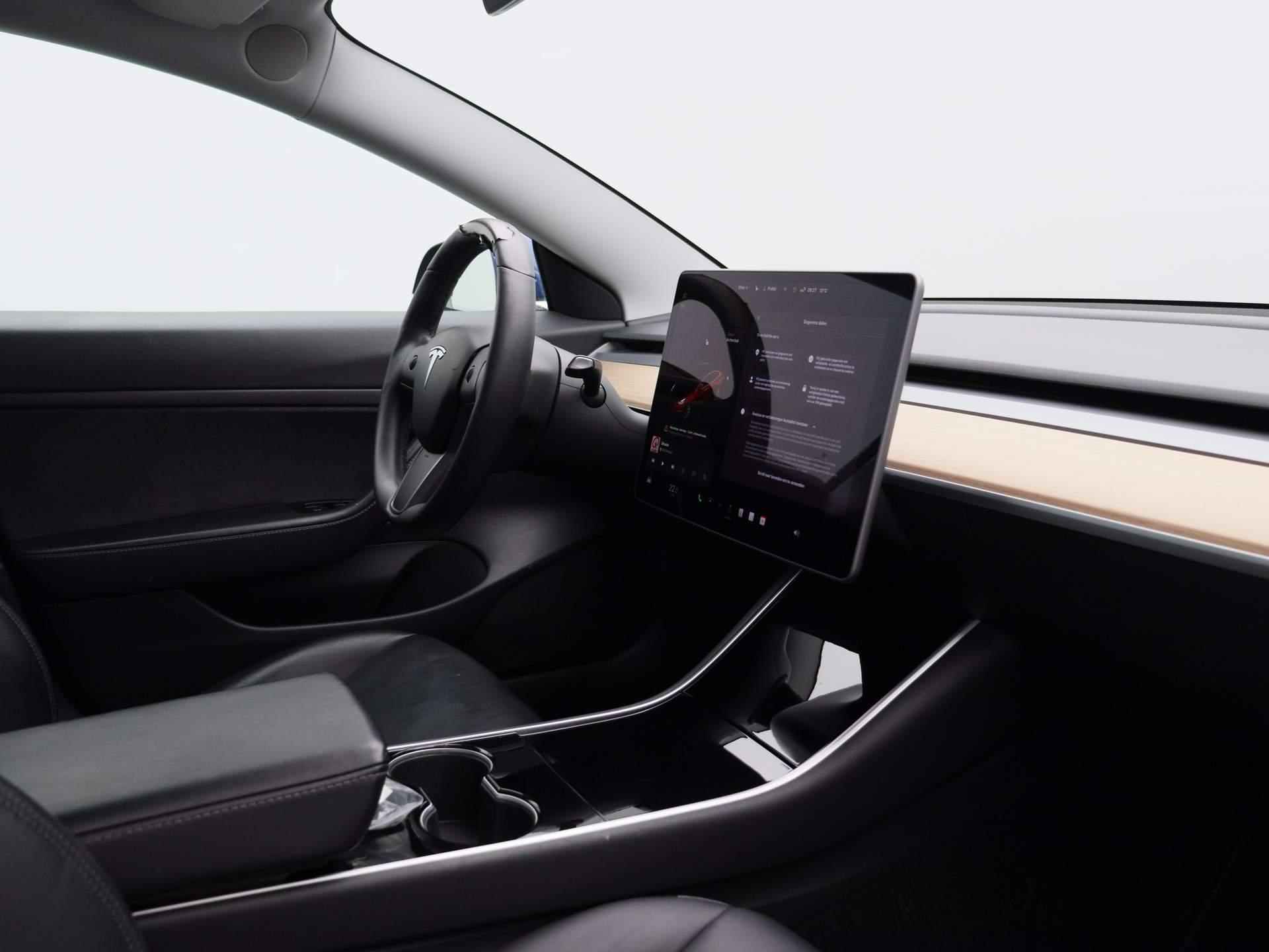 Tesla Model 3 Standard RWD Plus 60 kWh | Climate Control | Stoelverwarming | Panorama dak | Navigatie | - 33/36