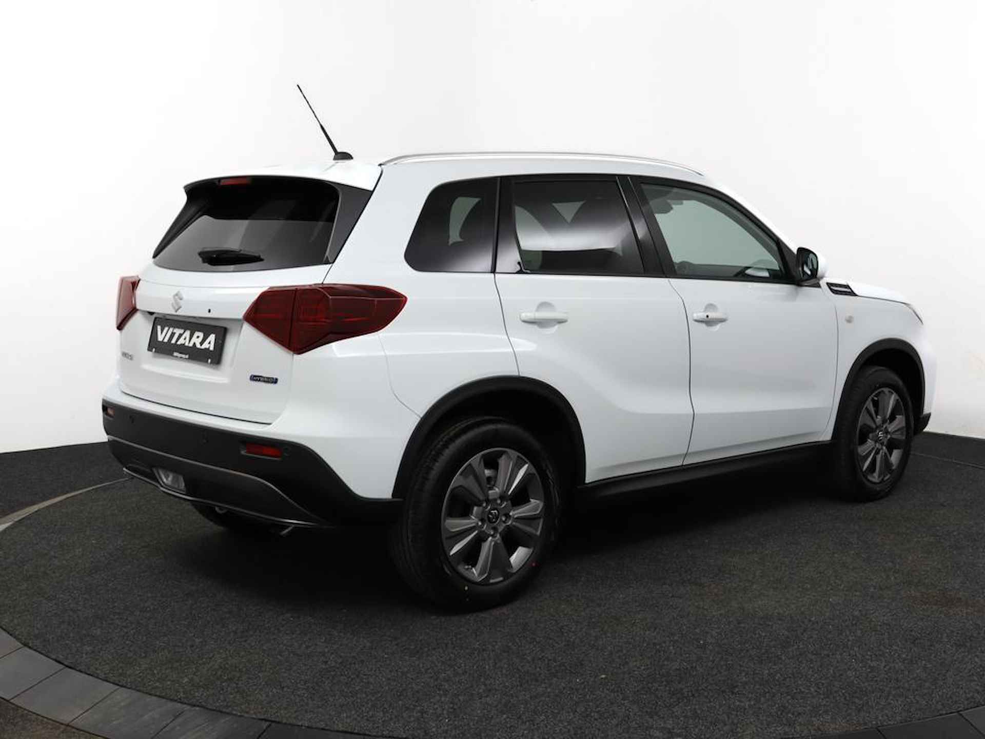 Suzuki Vitara 1.5 Hybrid Select | Automaat | Climate control | Cruise control adaptive | parkeersensoren | Apple carplay, Android auto | Navigatie | Stoelverwarming | - 2/41