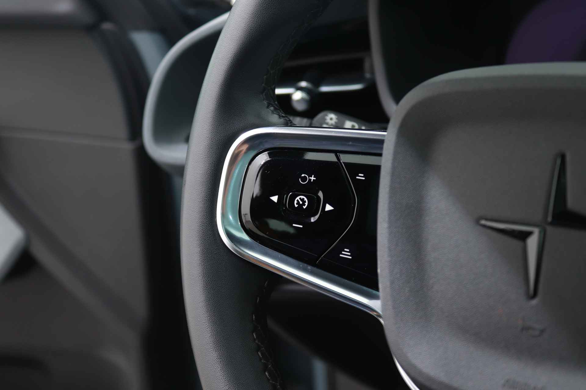 Polestar 2 78 KWH LR DUAL MOTOR 408PK PERFORMANCE PLUS | Panoramadak | Warmtepomp | Harman Kardon - 35/43